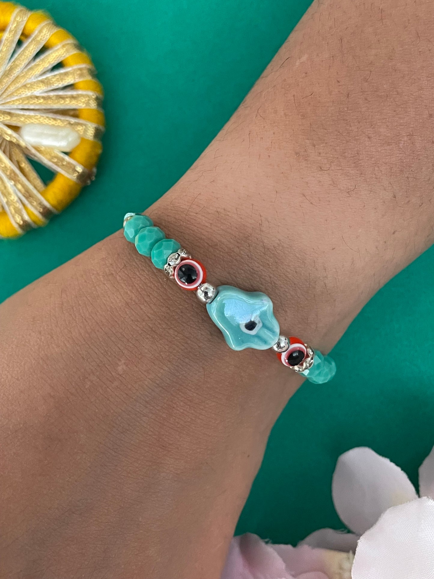 Set Rakhis