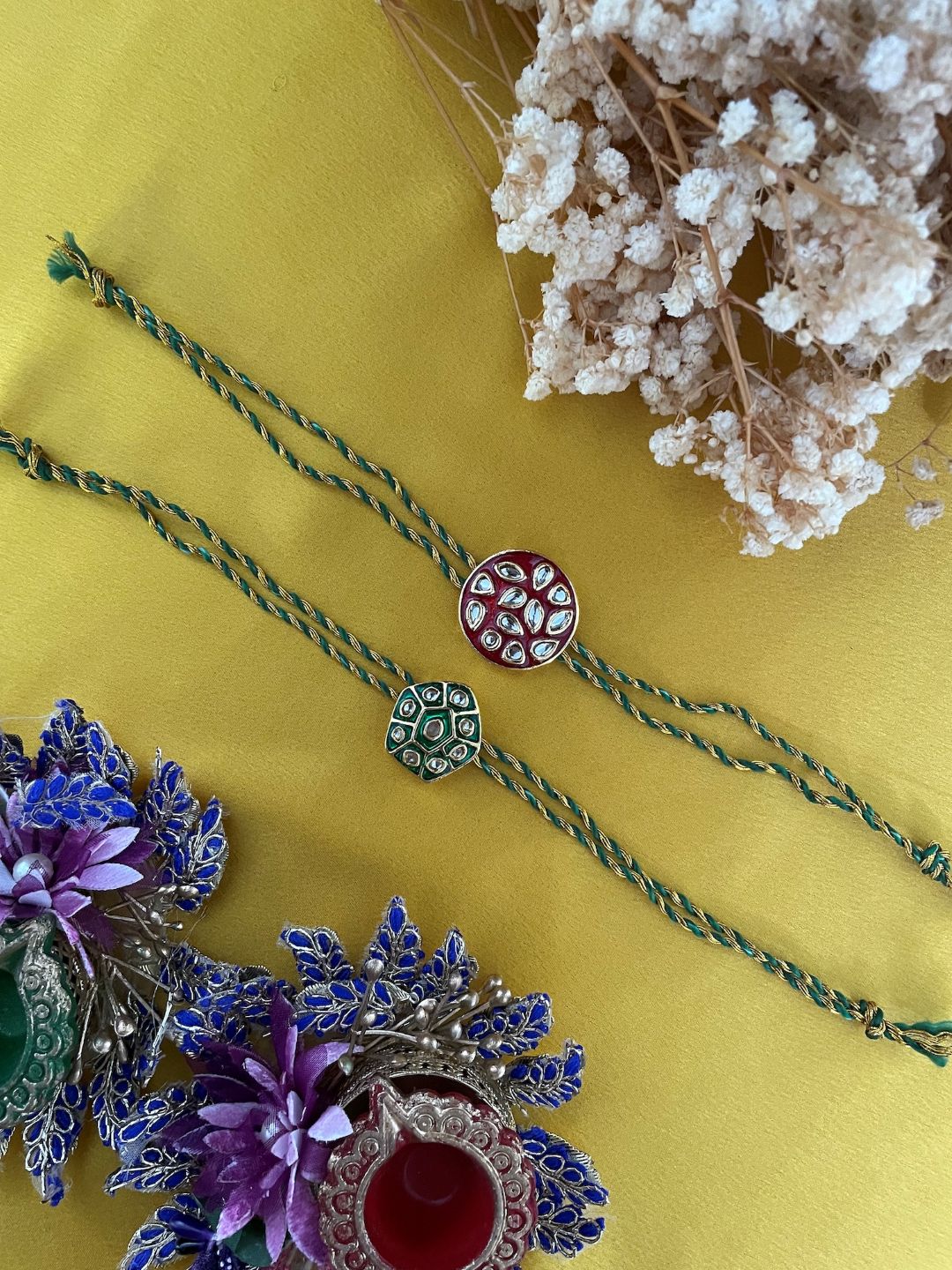 (Set of 2) Red Green Kundan Rakhi Lumba