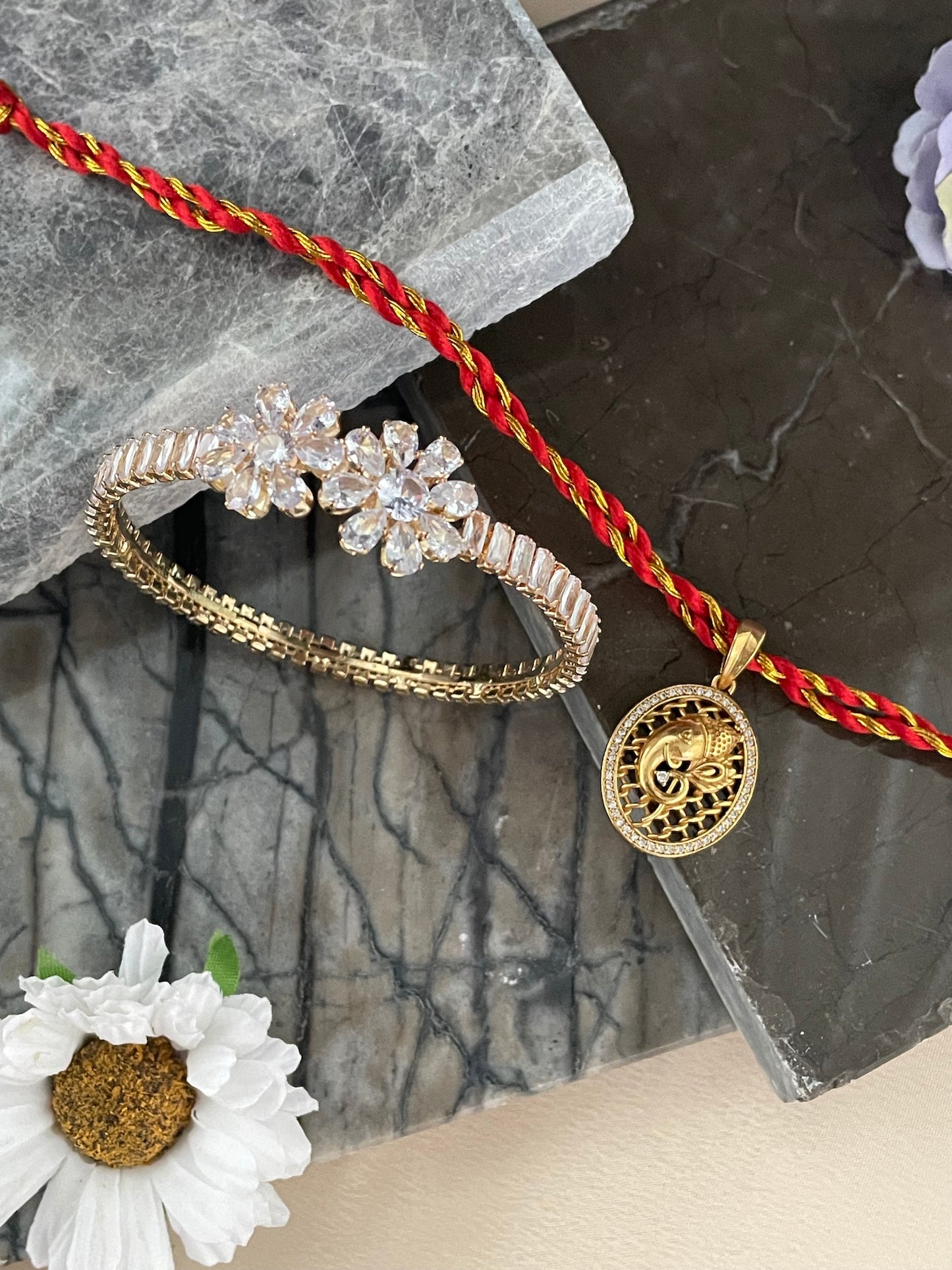 (Set of 2) Ganesha/Flower Bangle Lumba Rakhi