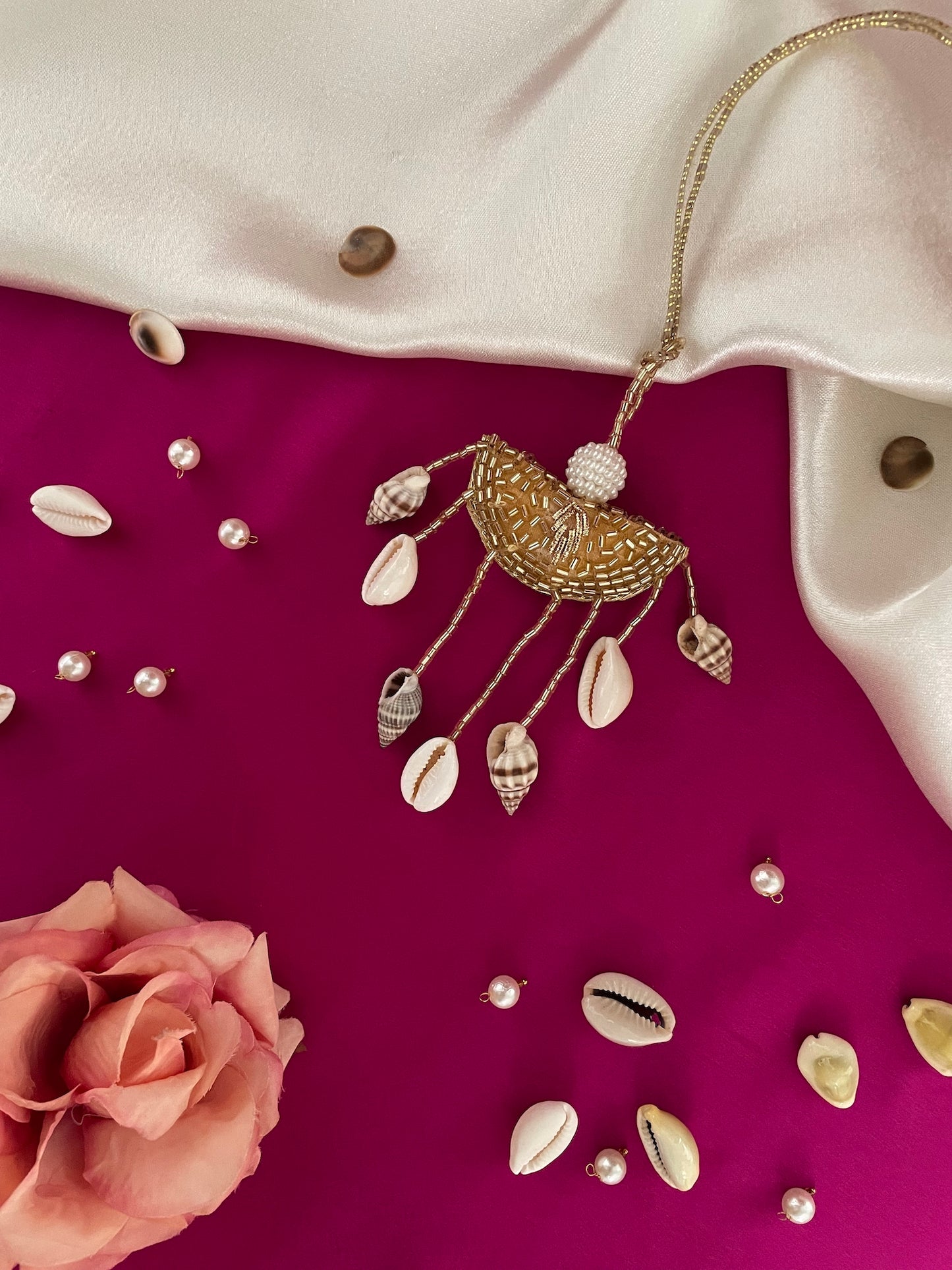 Tassel/Sea Shell Latkan Lumba Rakhi