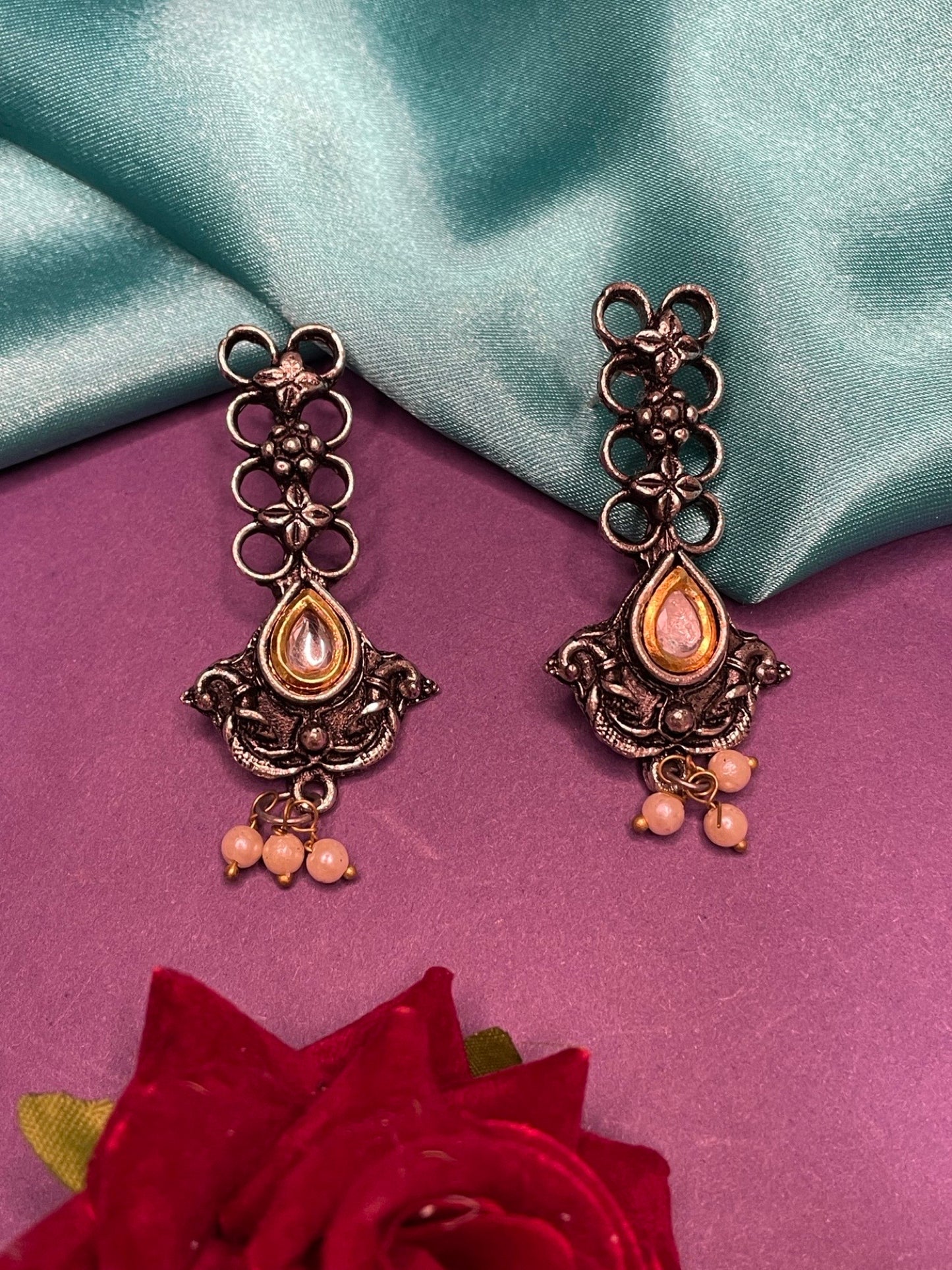 Stud Earring Flower Drop Design With Pearl Design