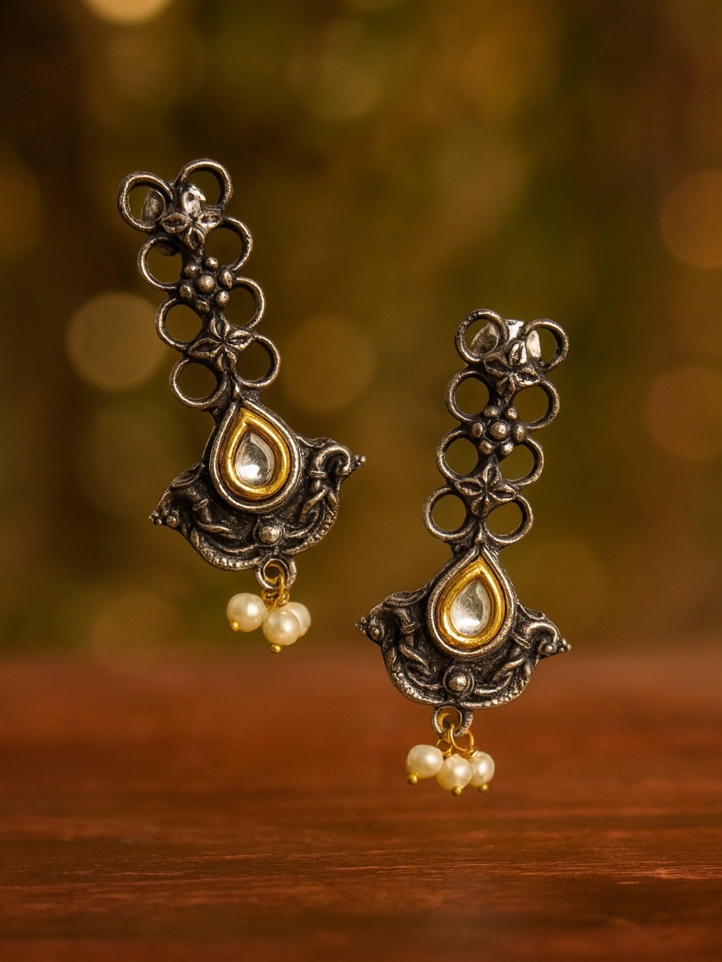 Stud Earring Flower Drop Design With Pearl Design