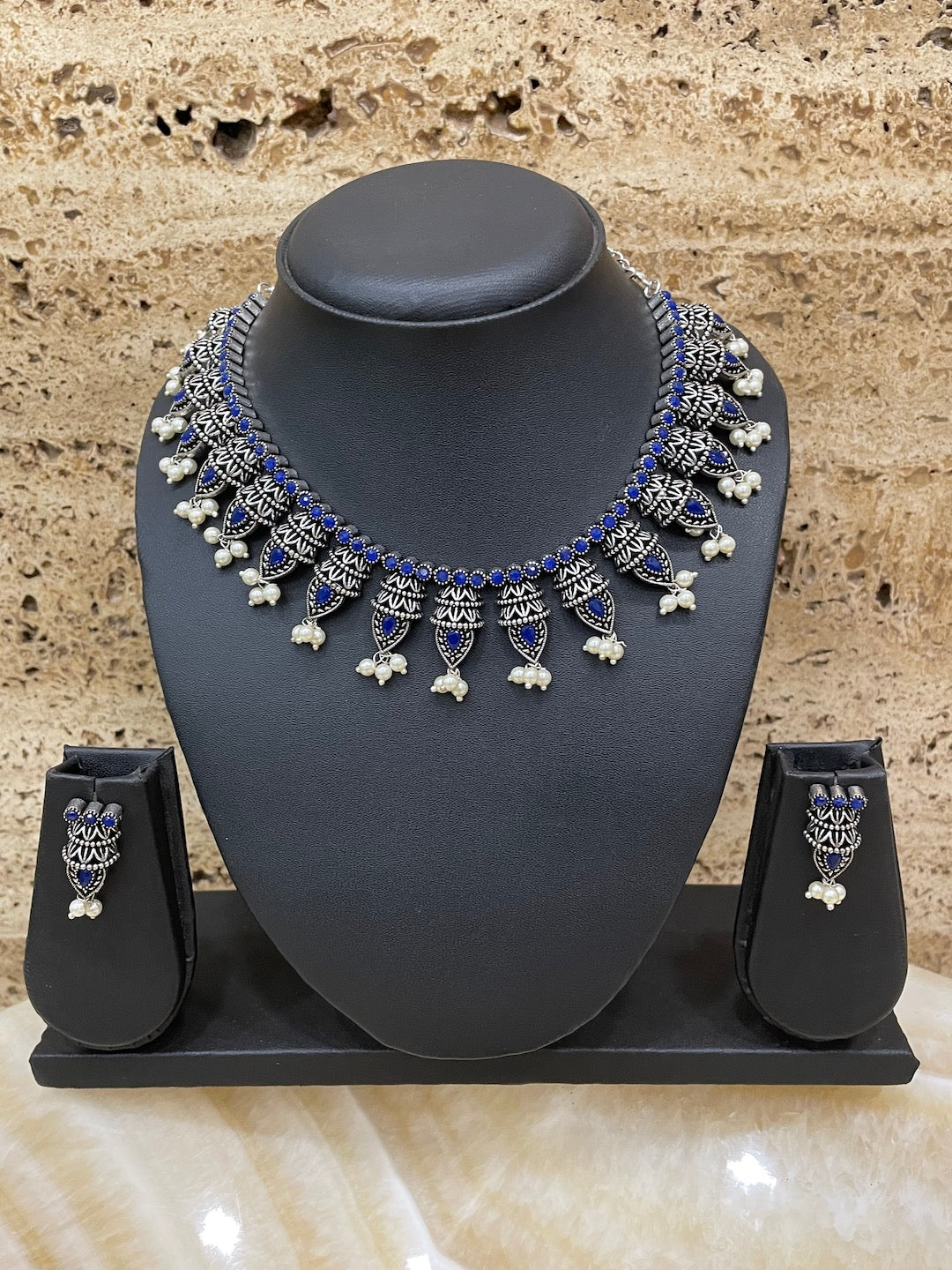 Silver Necklace Set Leaf/Pearl Design