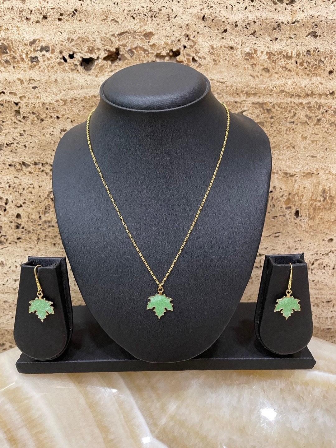 Green Maple Leaf Charm Necklace set