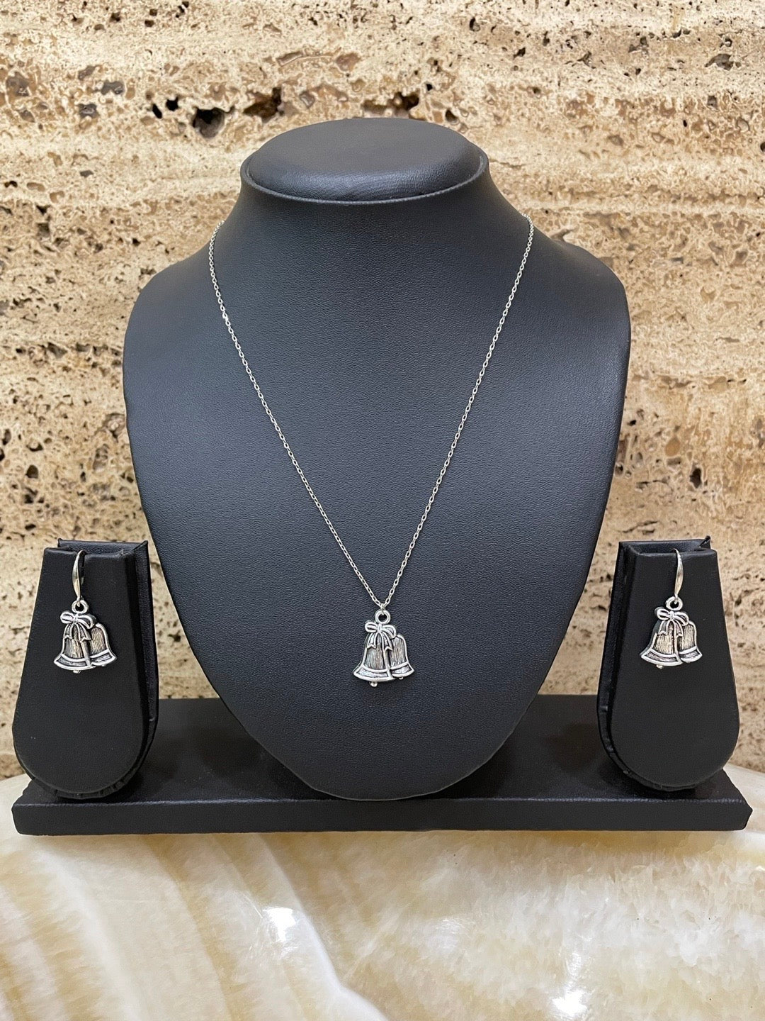 Silver Plated Jingle Bell Charm Pendant Christmas Necklace Set