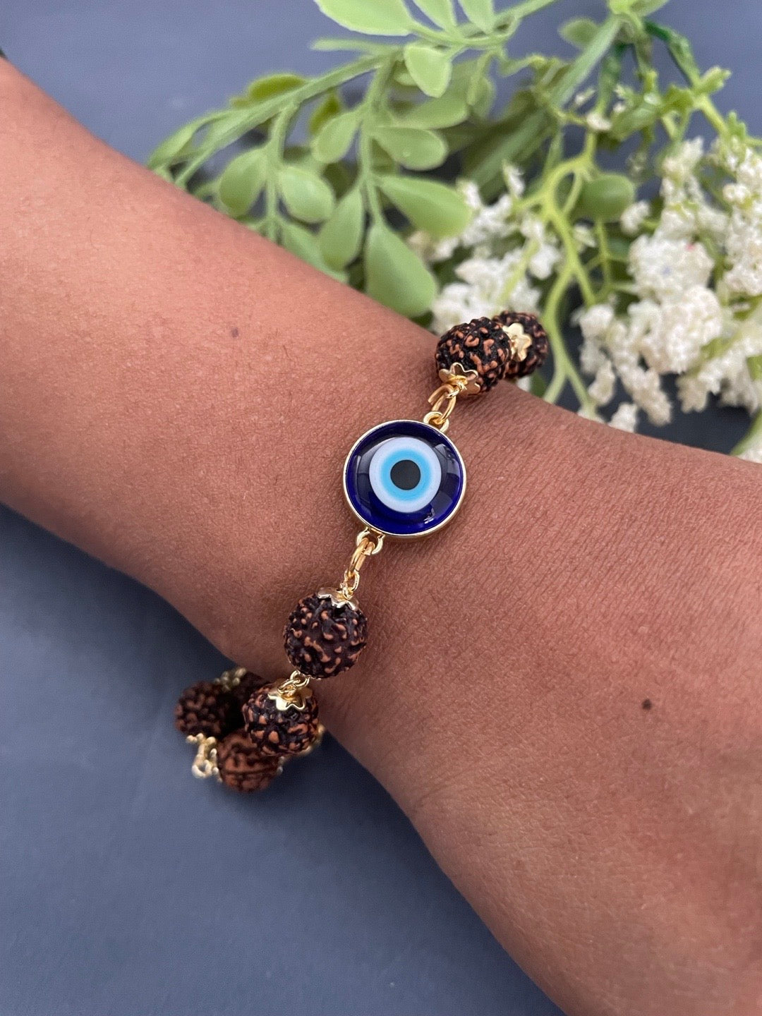 Rakhis
