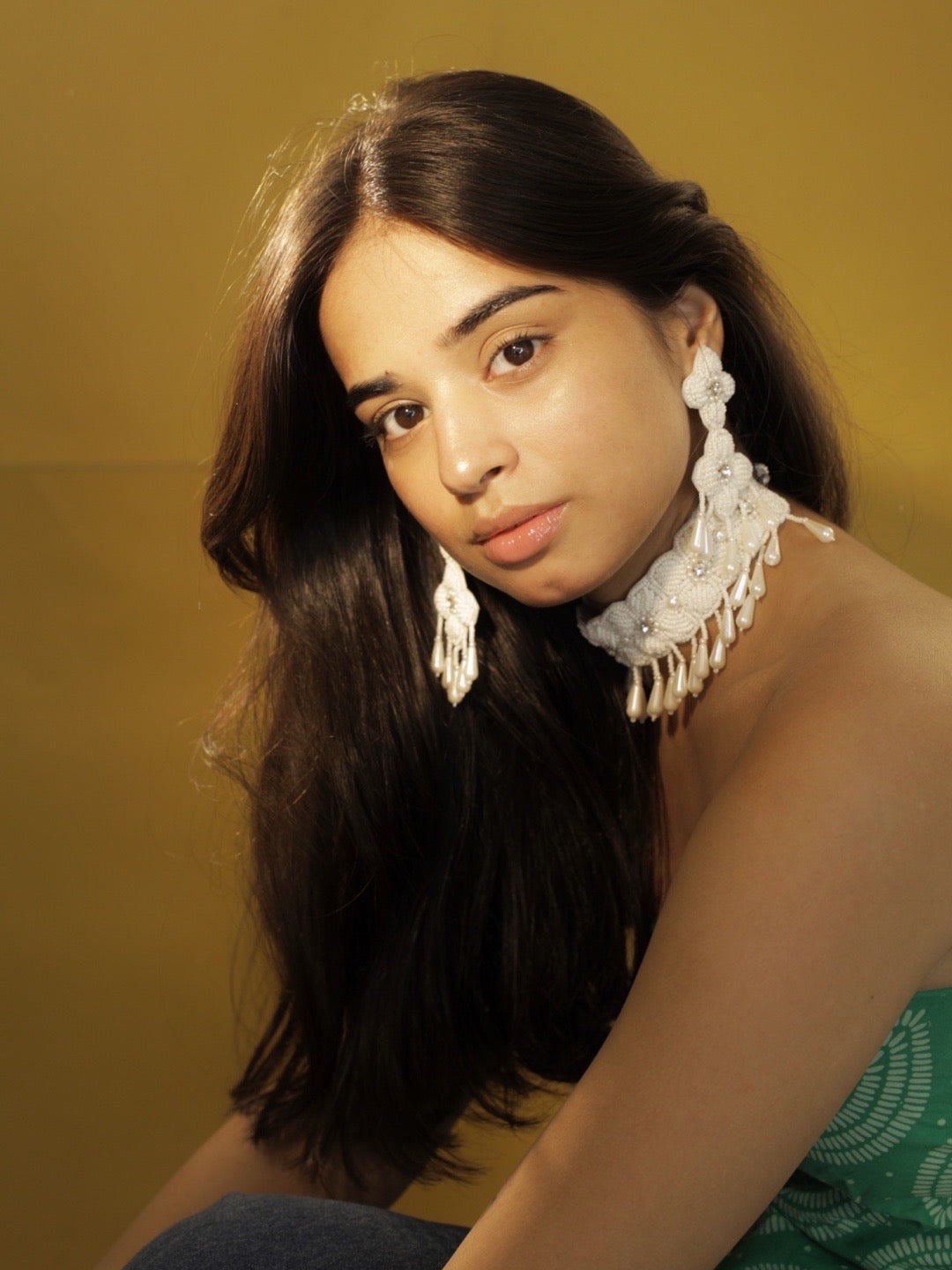 White Beaded Floral Necklace & Earring Set