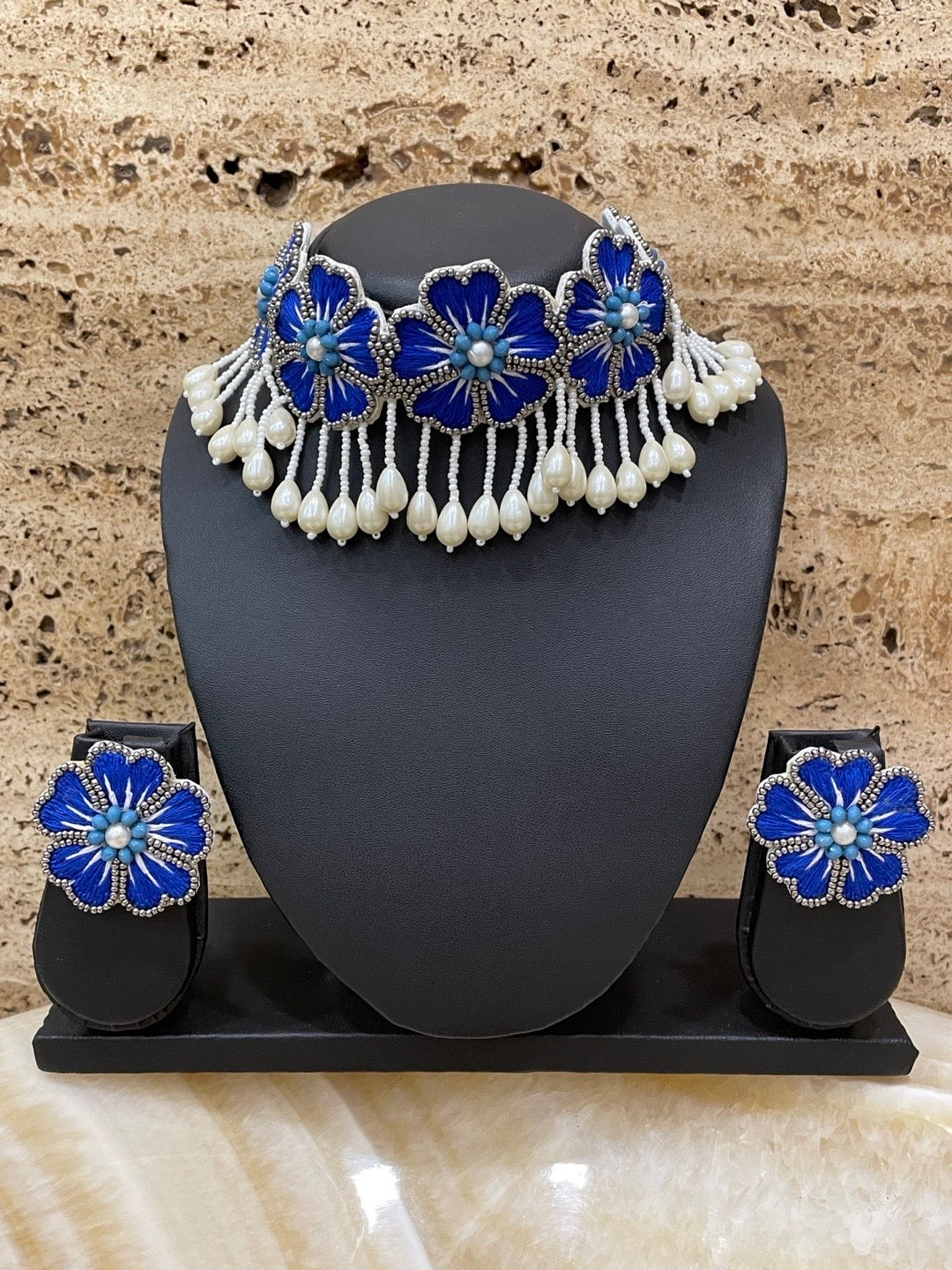 Blue Flower With Pearl Beaded Choker Set