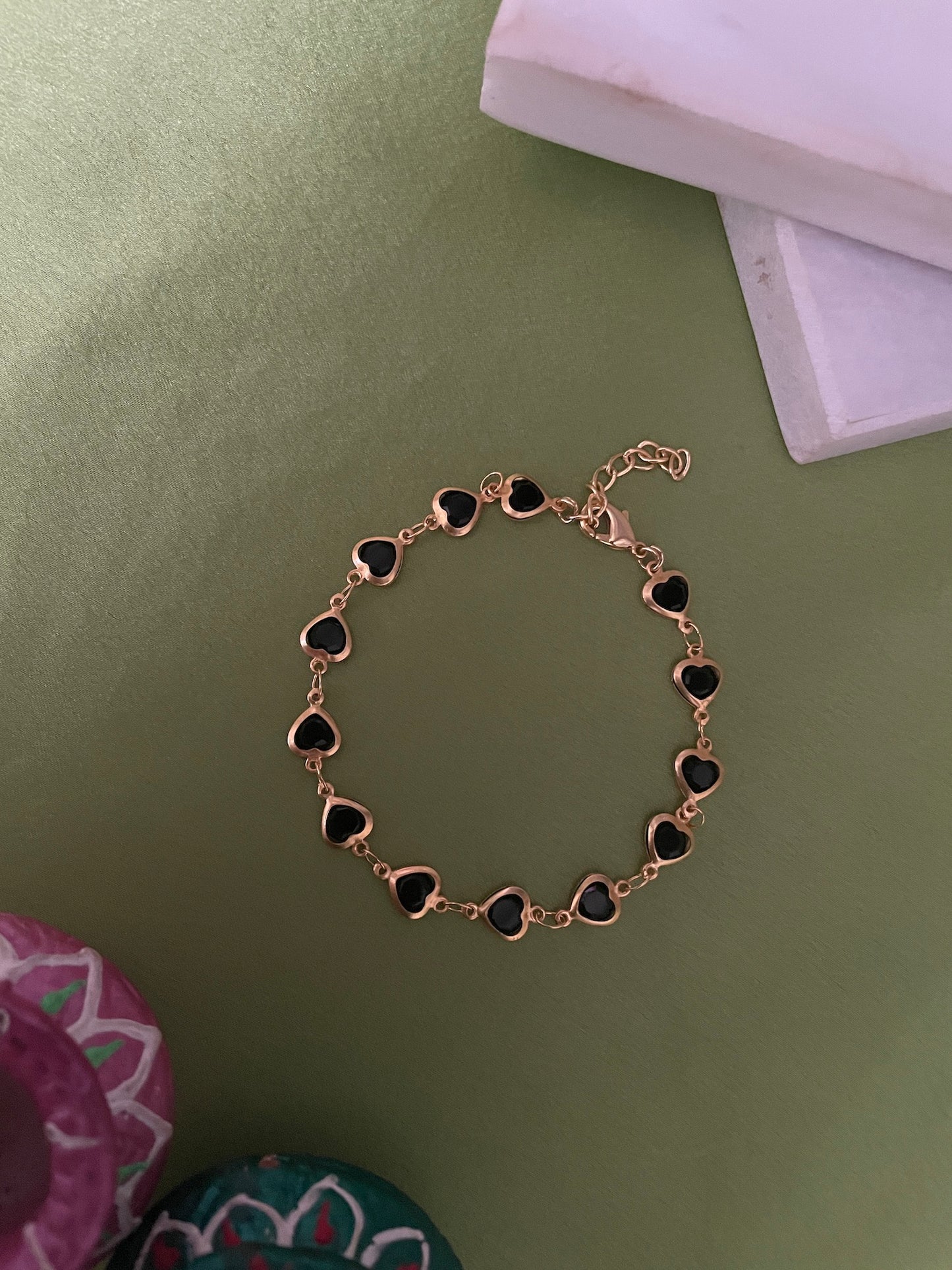 Black Color Stone Heart Charm Bracelet Rakhi Lumba