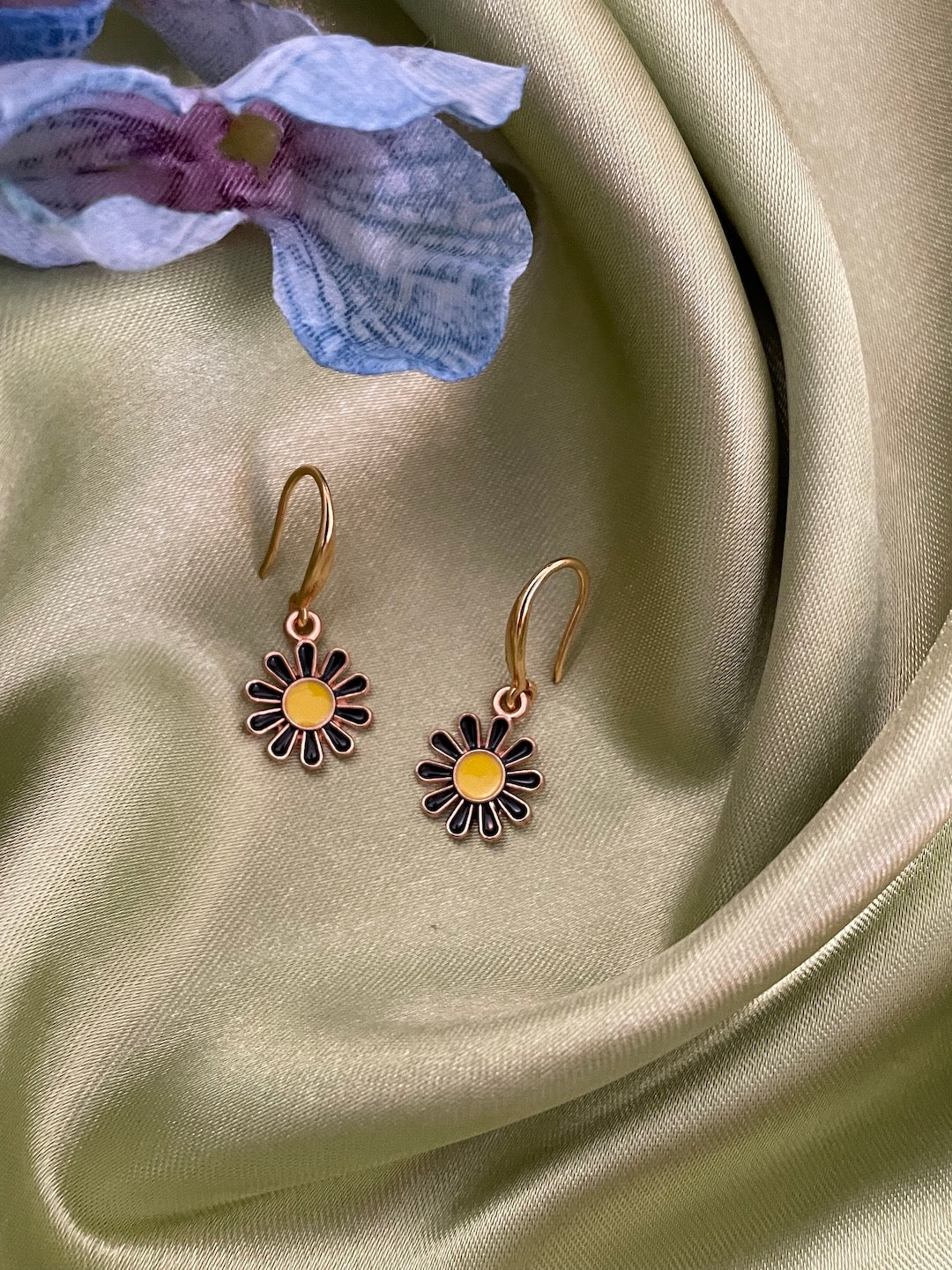 Mini Black Yellow Flower Dangler Earrings