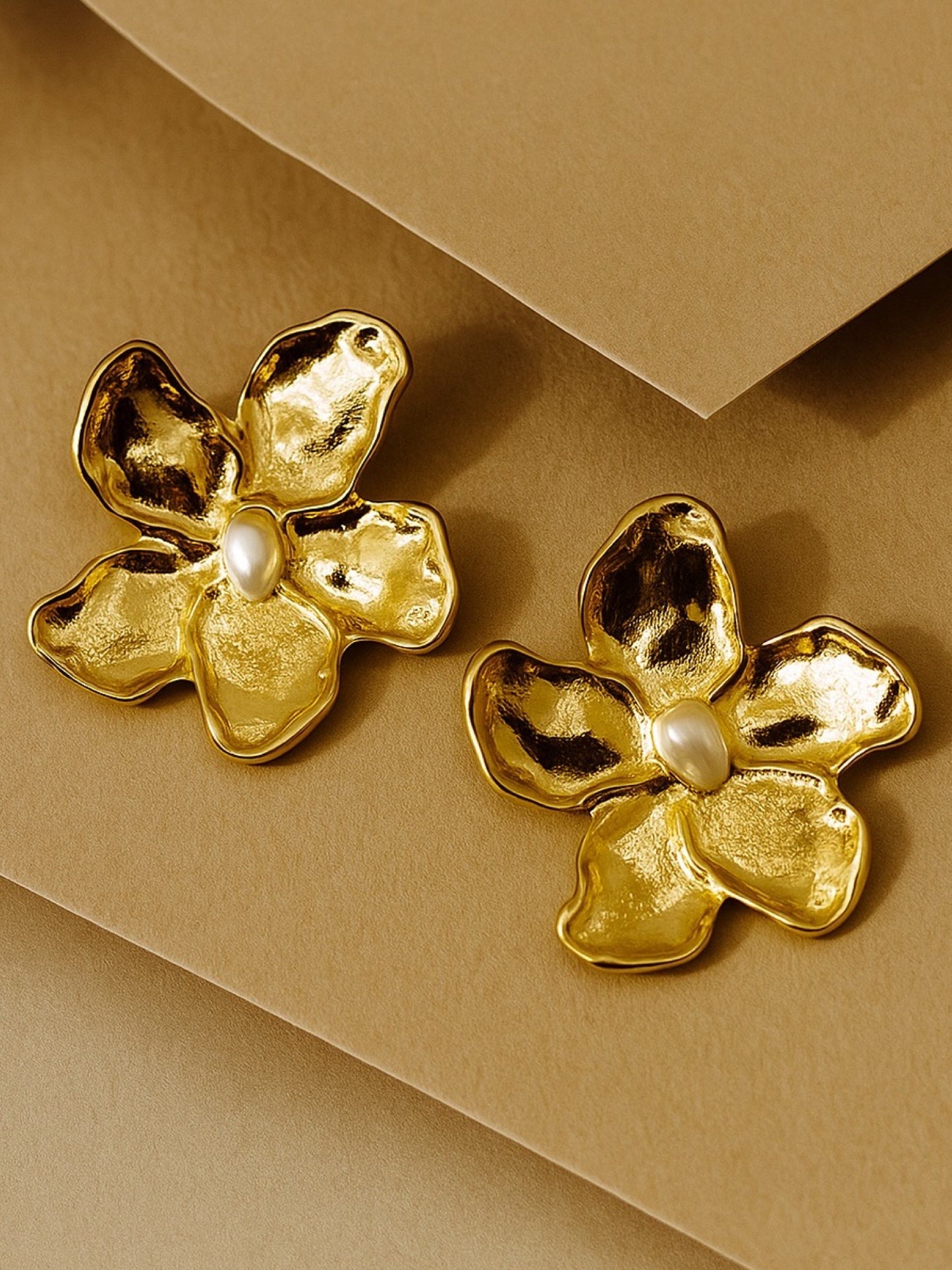 Flower & Pearl Design Western Earrings
