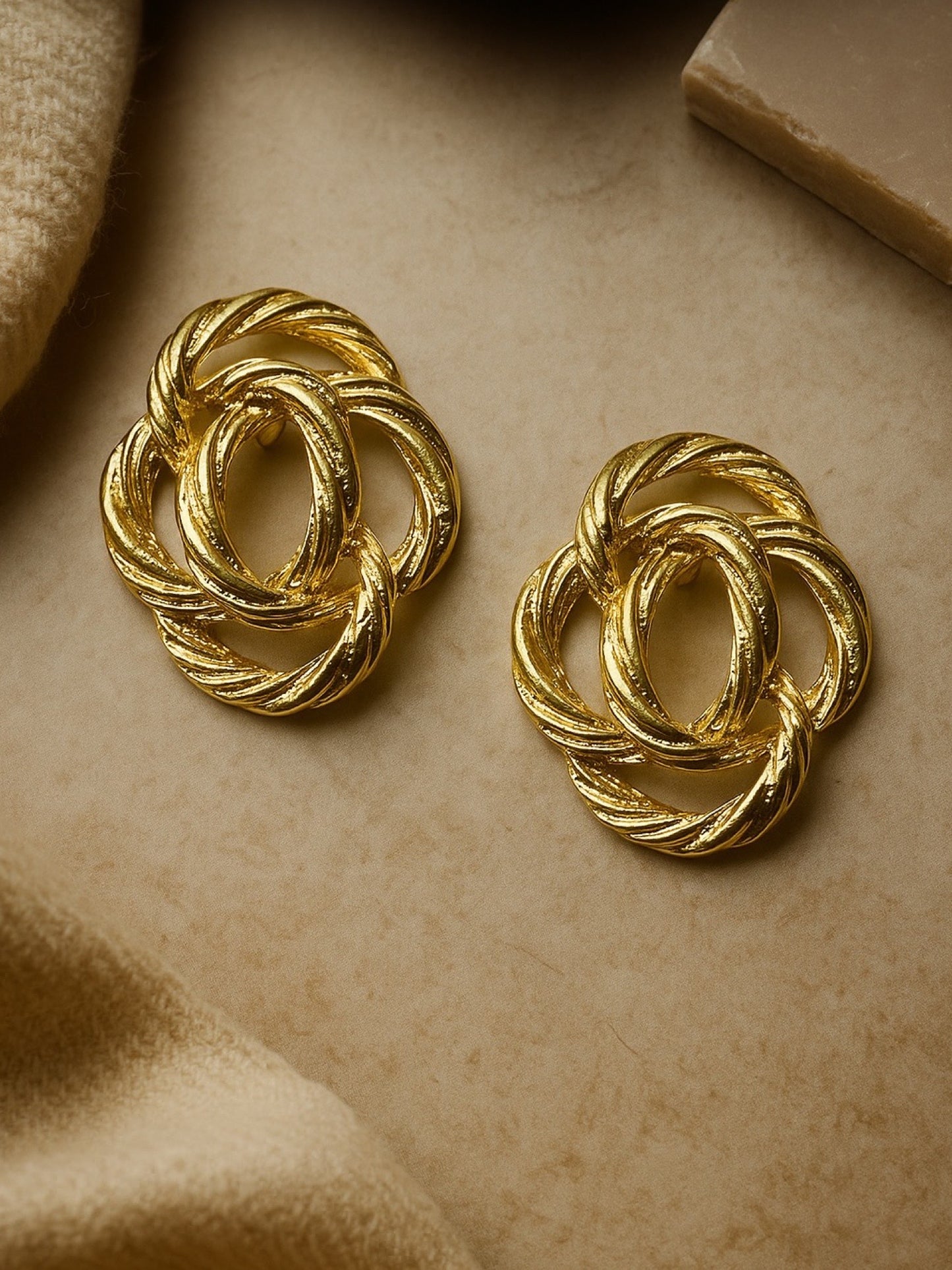 Spiral Snail Stud Design Western Earrings