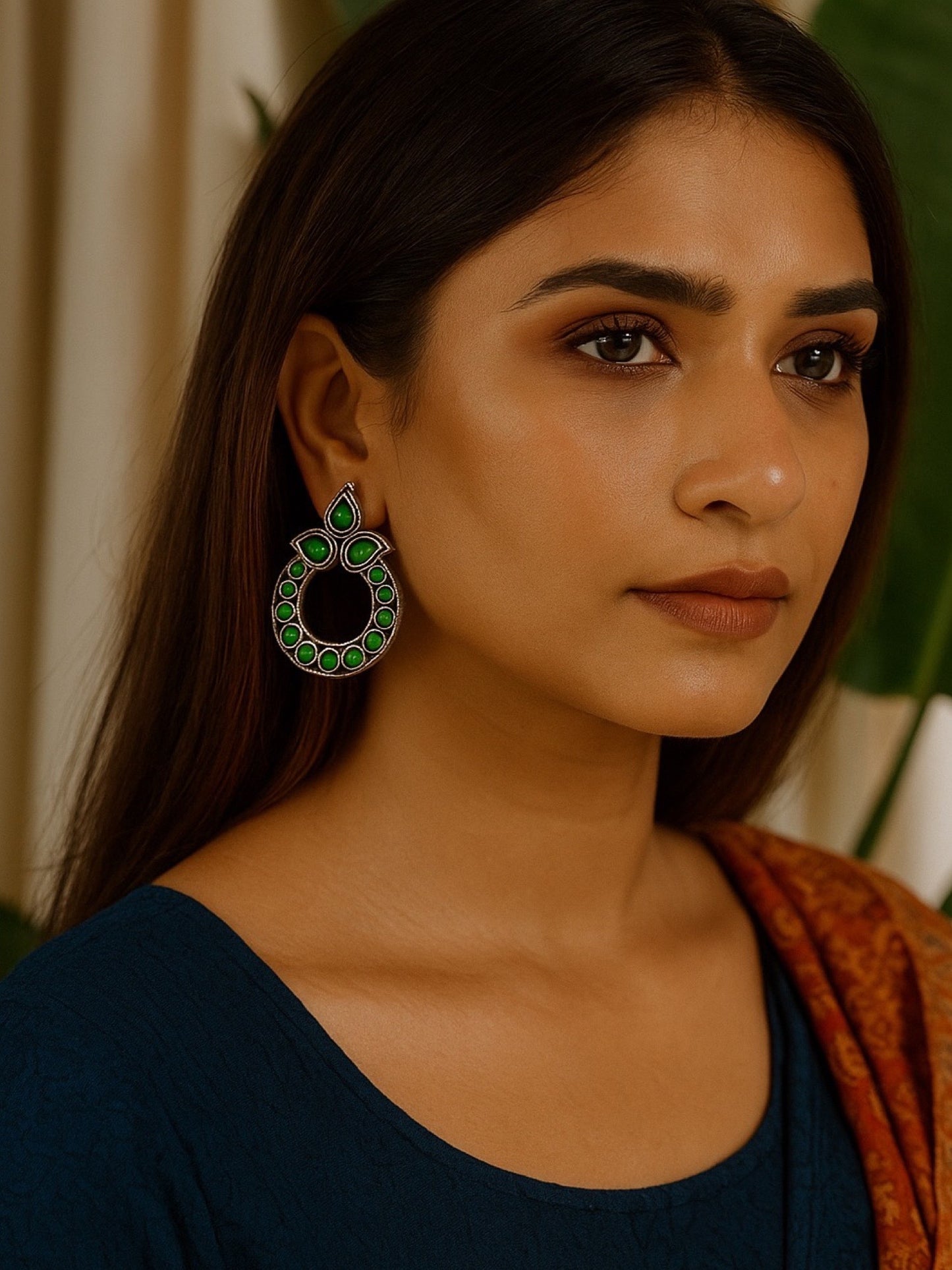Stud Earrings Elegant Green Enamel Design