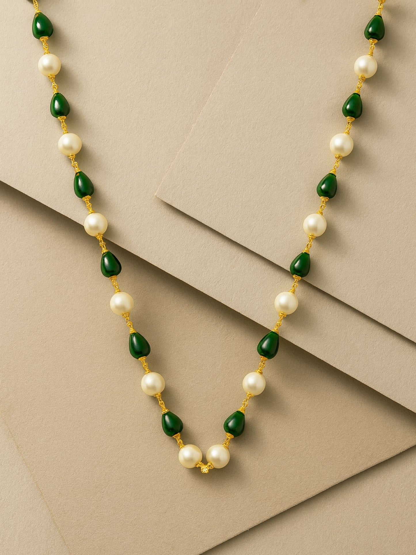 Green & Pearl Beads Simple Mala/Chain Necklace