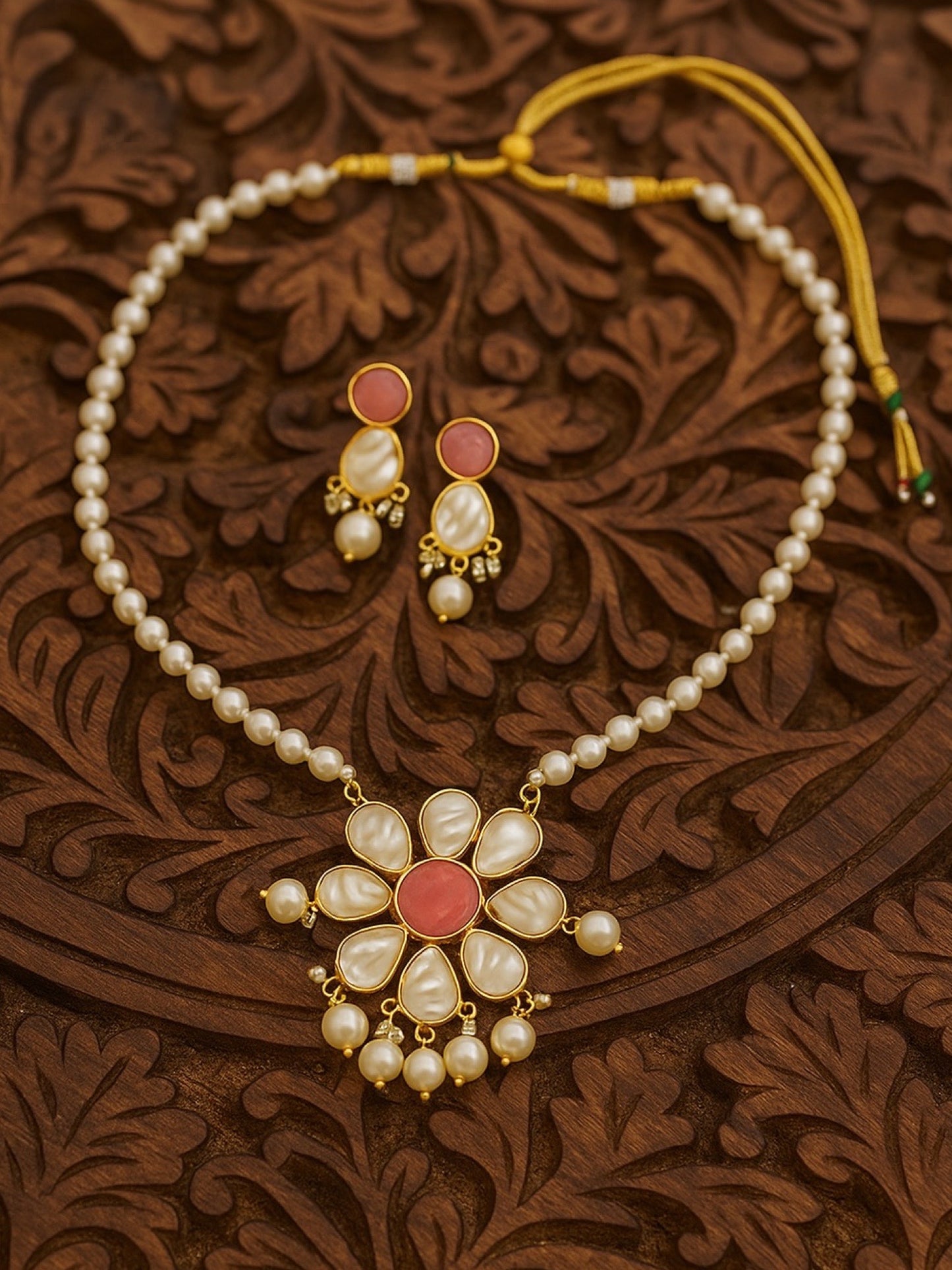 Flower Pink Stone Pearl Short Necklace Set
