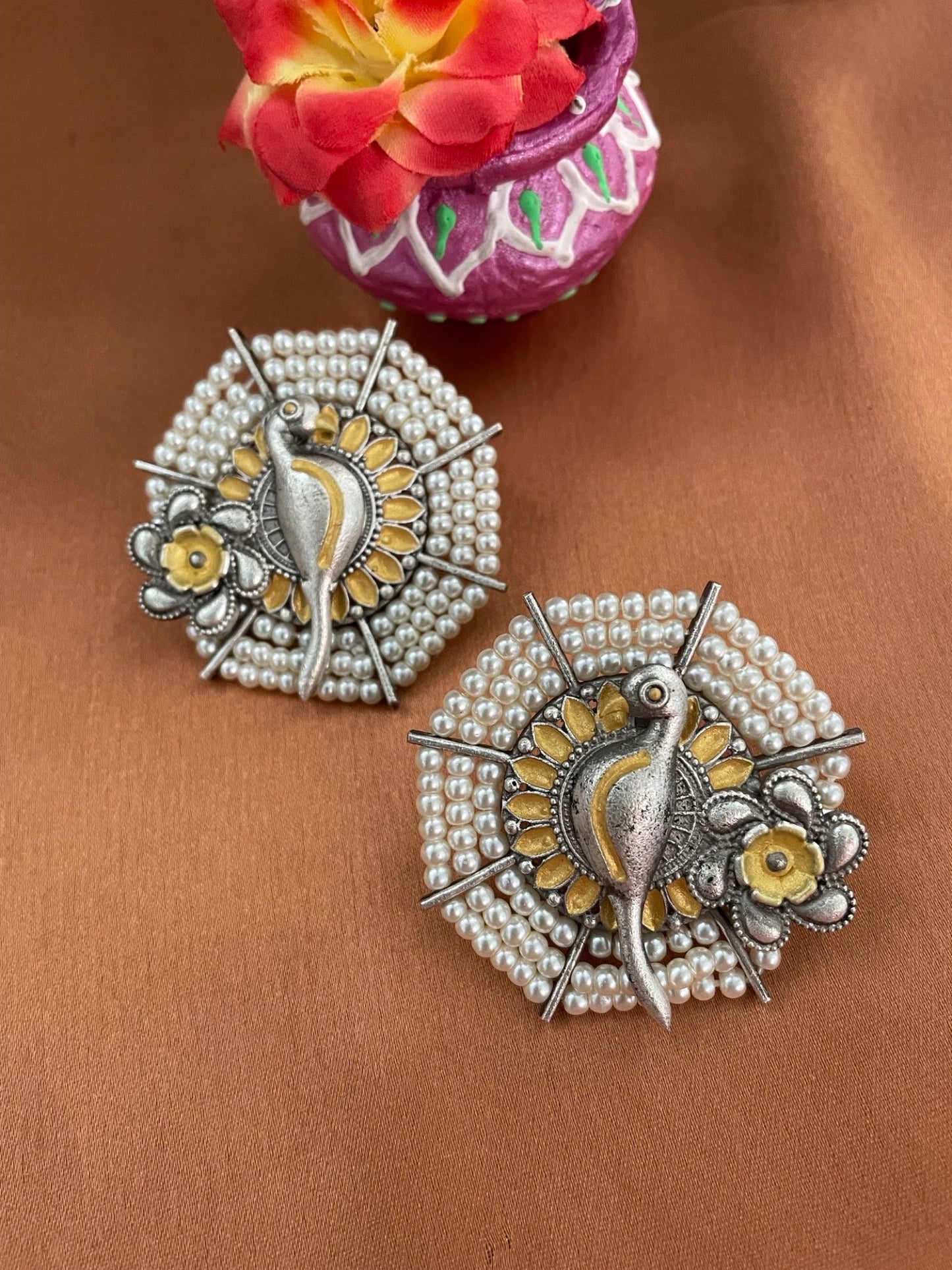 Stud Earring Peacock & Flower With Pearl Design
