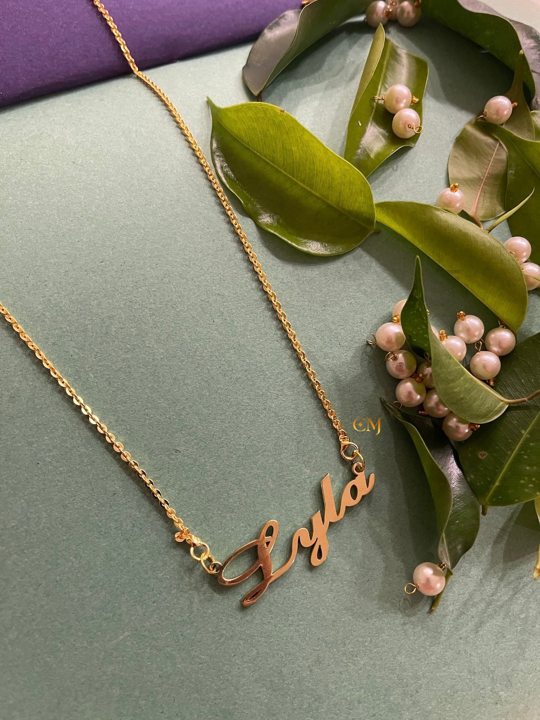 Classic Custom Name Necklace With A Cursive Font Style