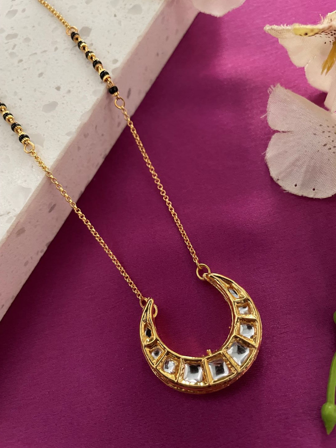 Short Mangalsutra/Necklace With Gold Plated Kundan Pendent