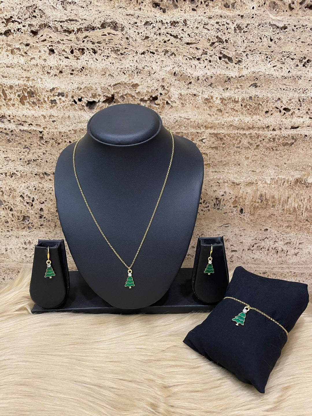 Christmas Tree Pendant Necklace Earring and Bracelet Set