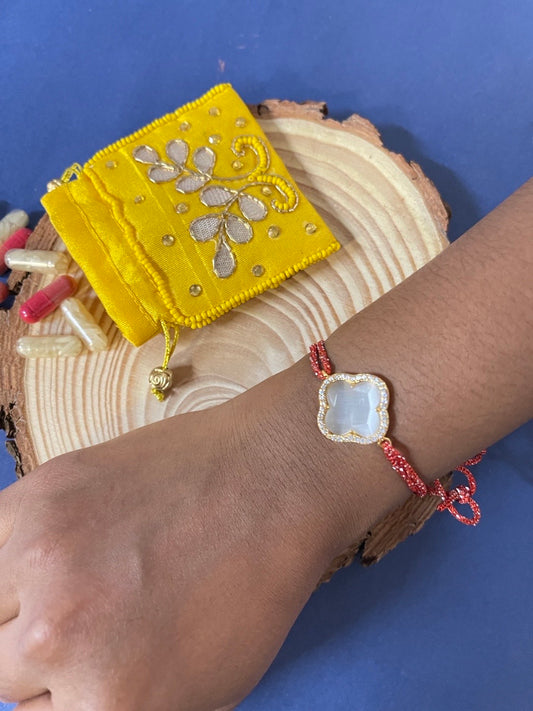 flower rakhi