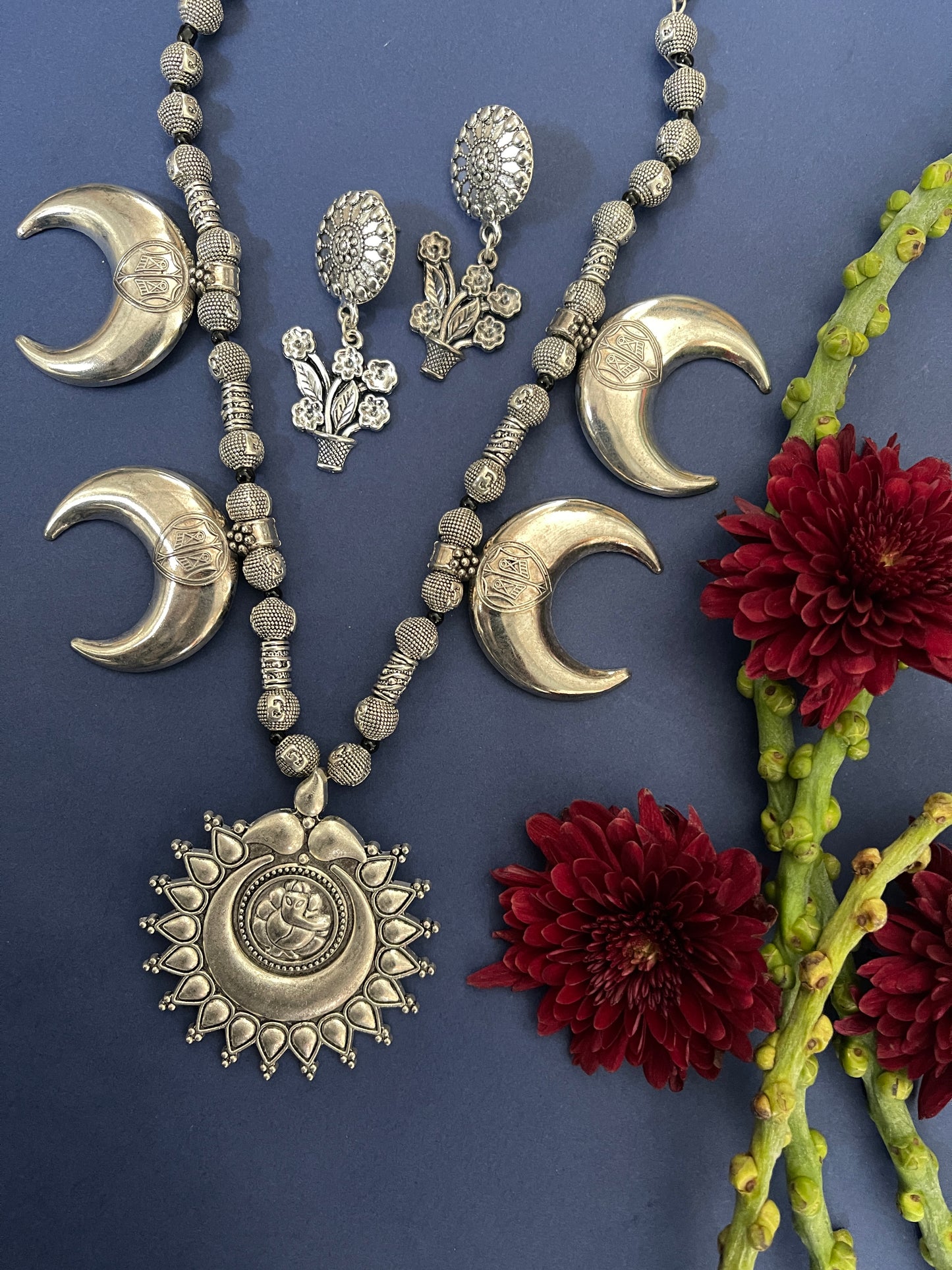 Ganesh Ji Pendant Moon Beads Chain Necklace with Stud Flower Pot Earring