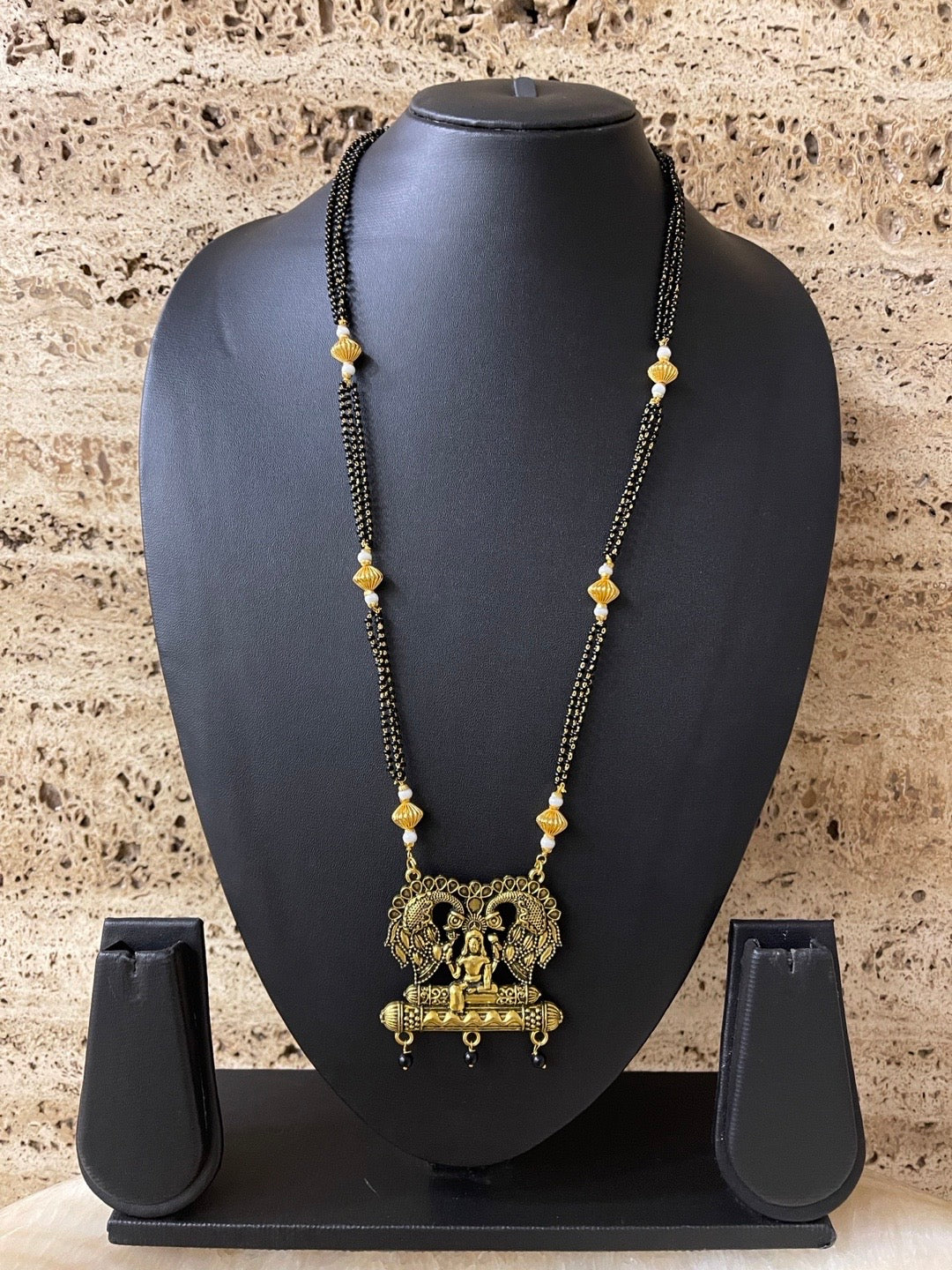 lakshmi pendant mangalsutra