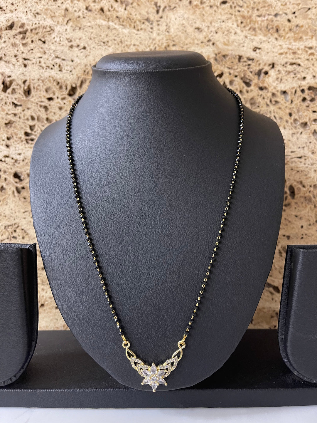 Short Mangalsutra designs