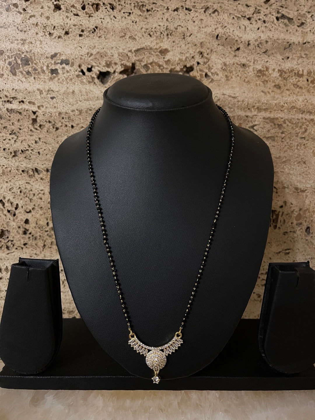 Short Mangalsutra designs