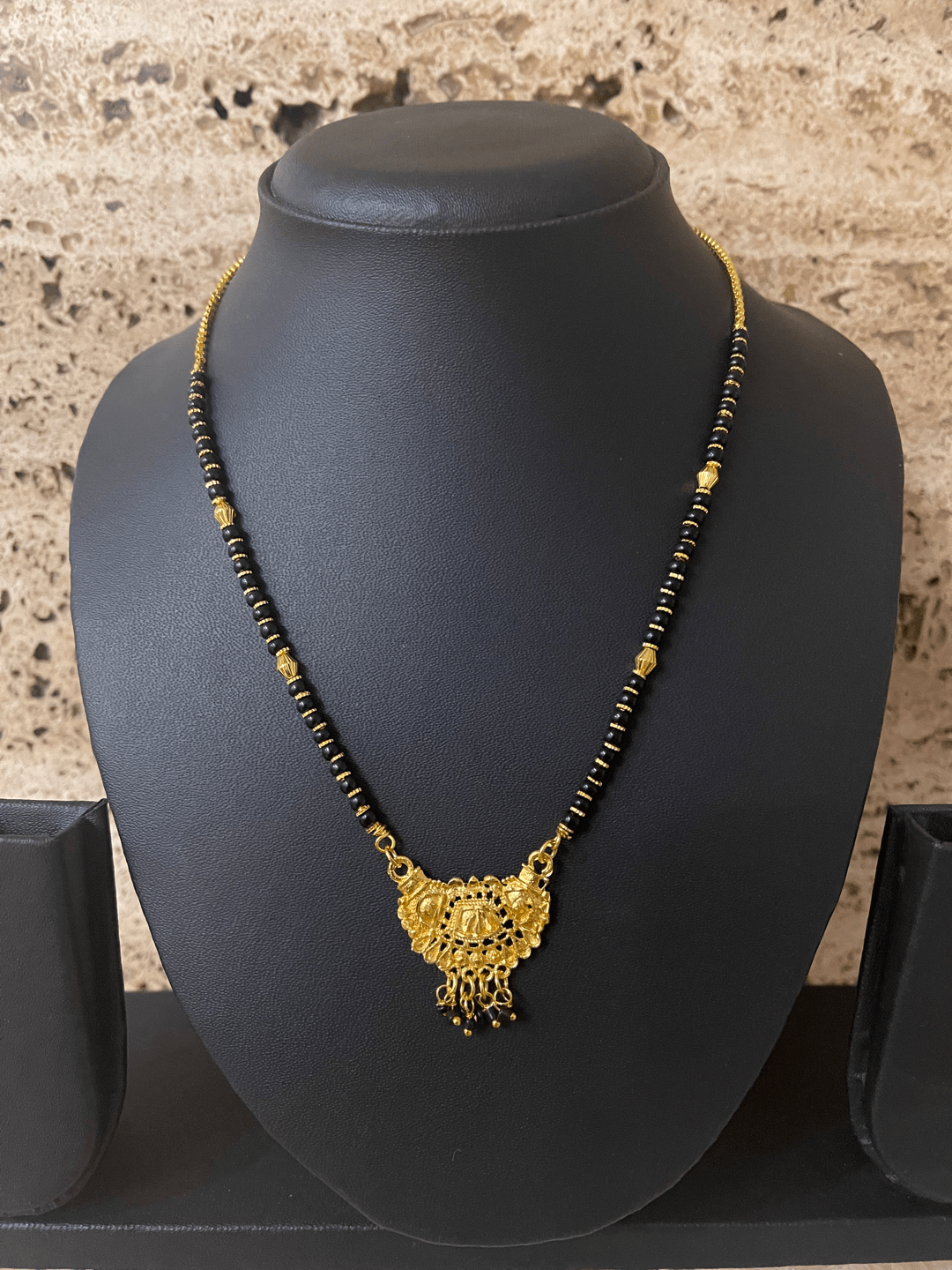 Short Mangalsutra designs