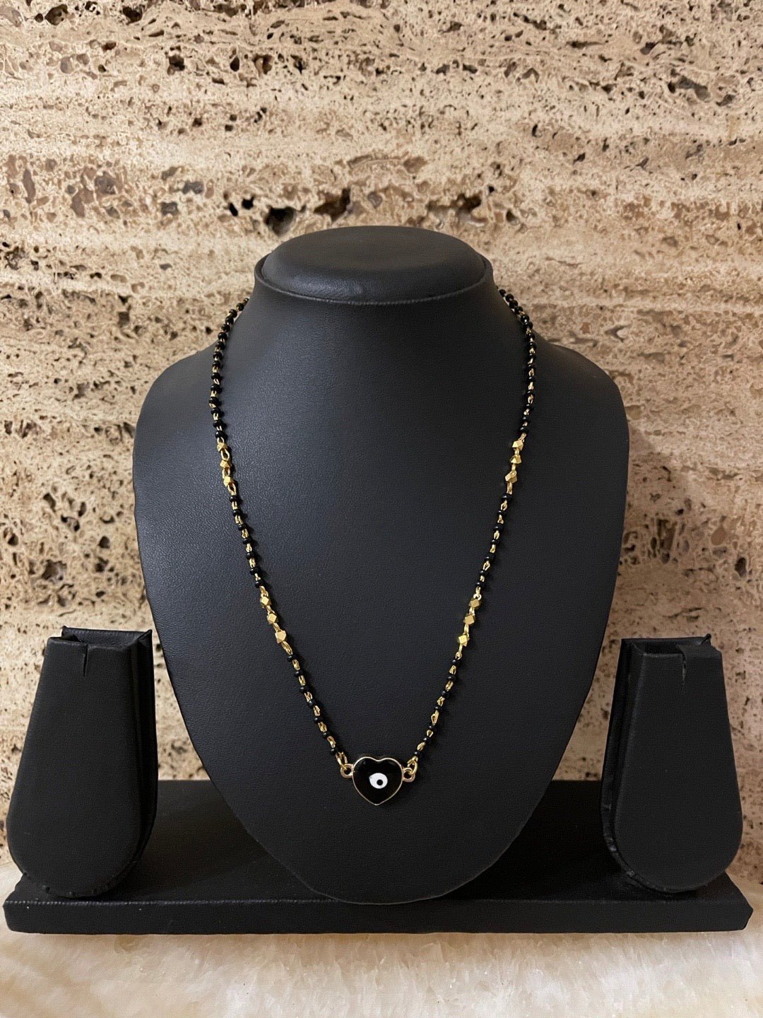 latest short mangalsutra designs