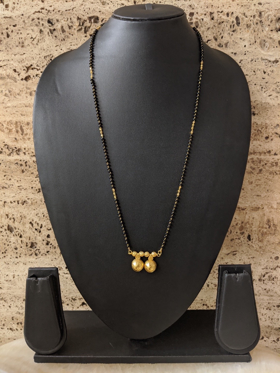 Short Mangalsutra Designs Gold Plated Latest 2 Vati Pendant Black Gold Beads Mangalsutra
