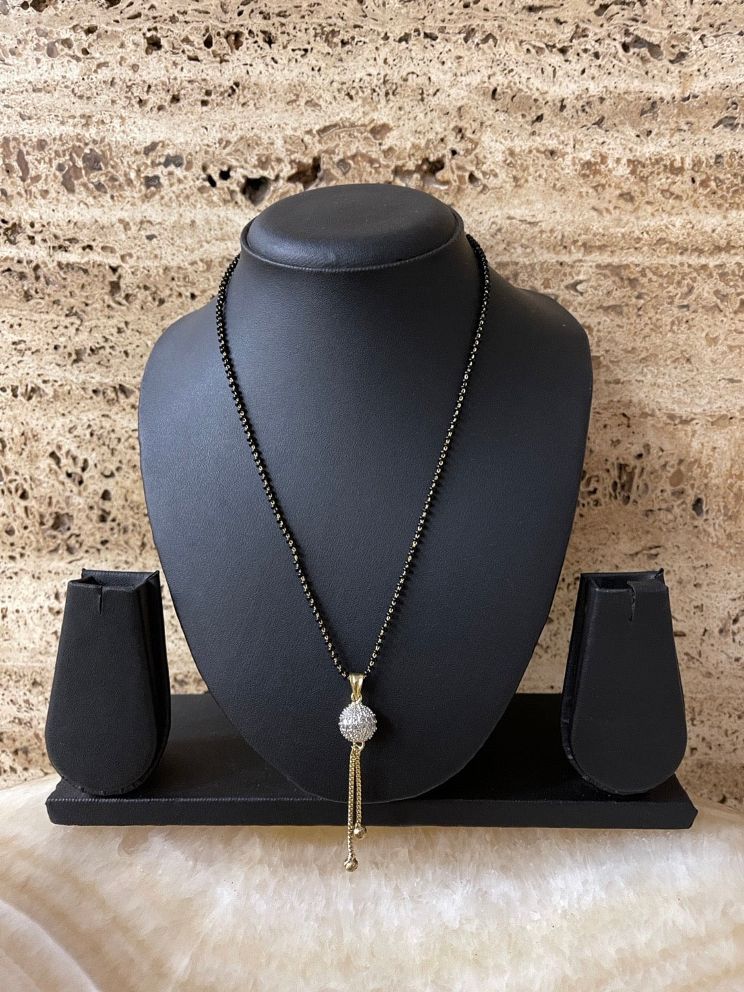 Short Mangalsutra designs