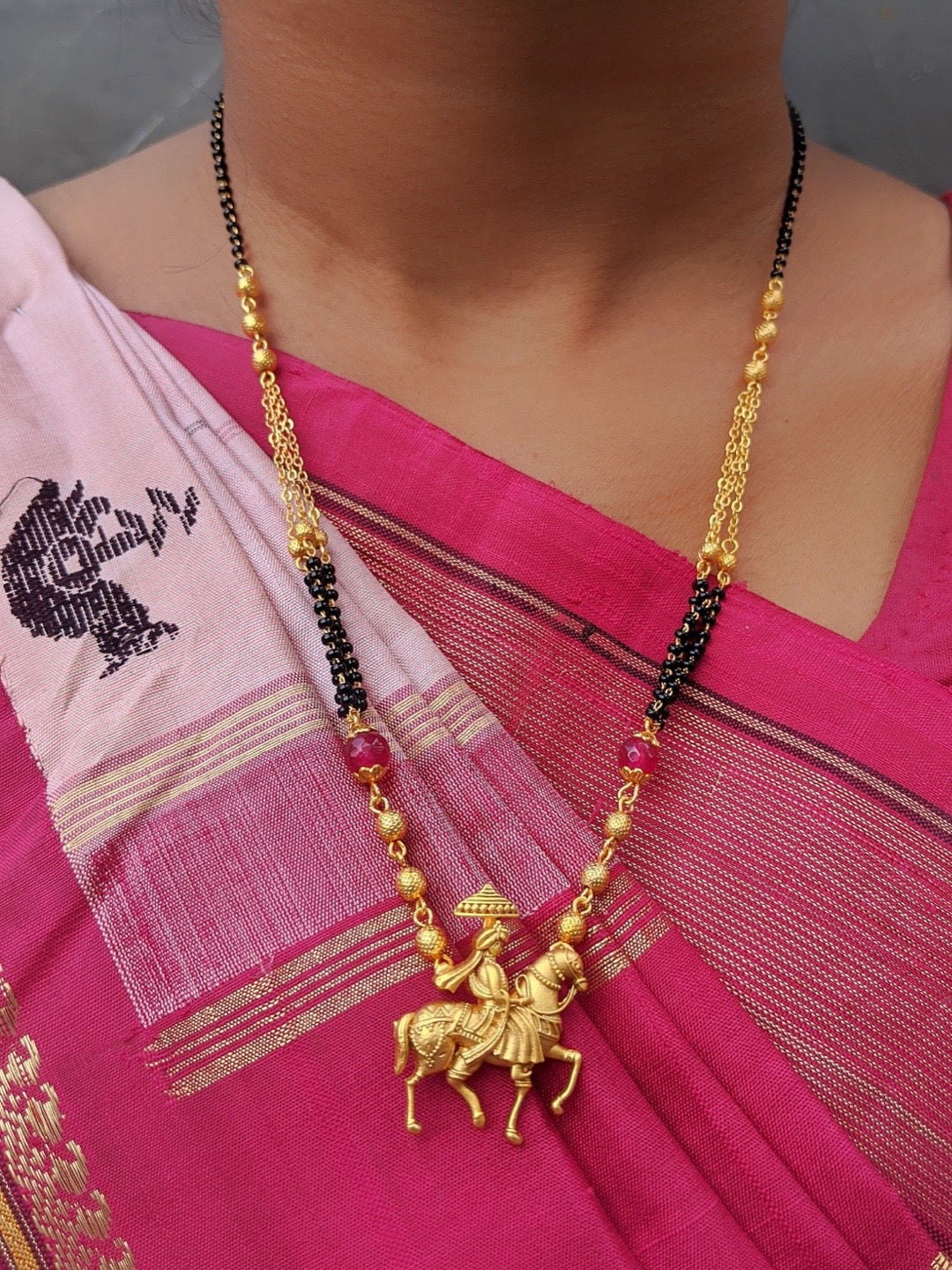 Short Mangalsutra Designs gold mangalsutra groom with horse pendant black gold beads chain