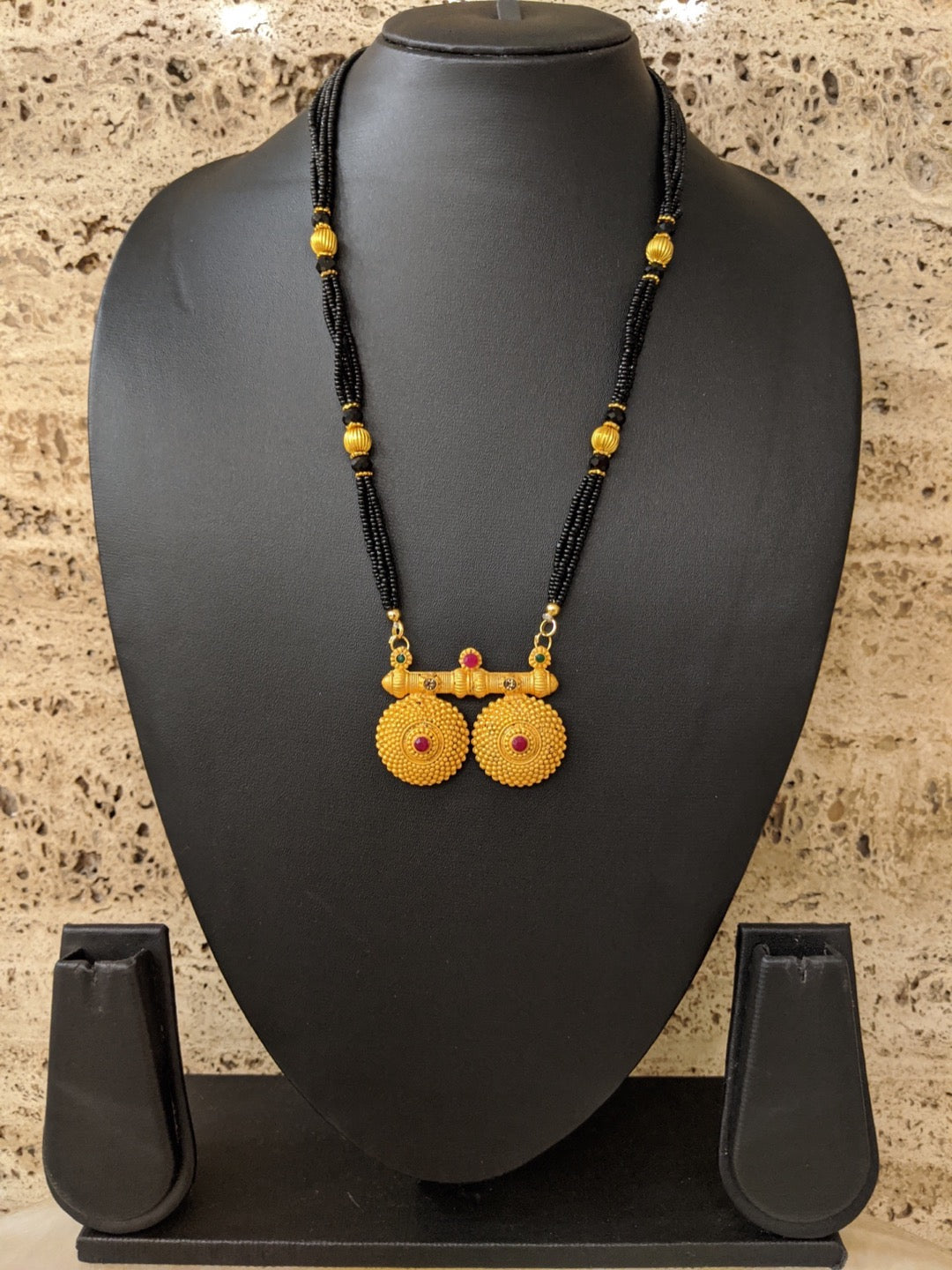 Short Mangalsutra designs