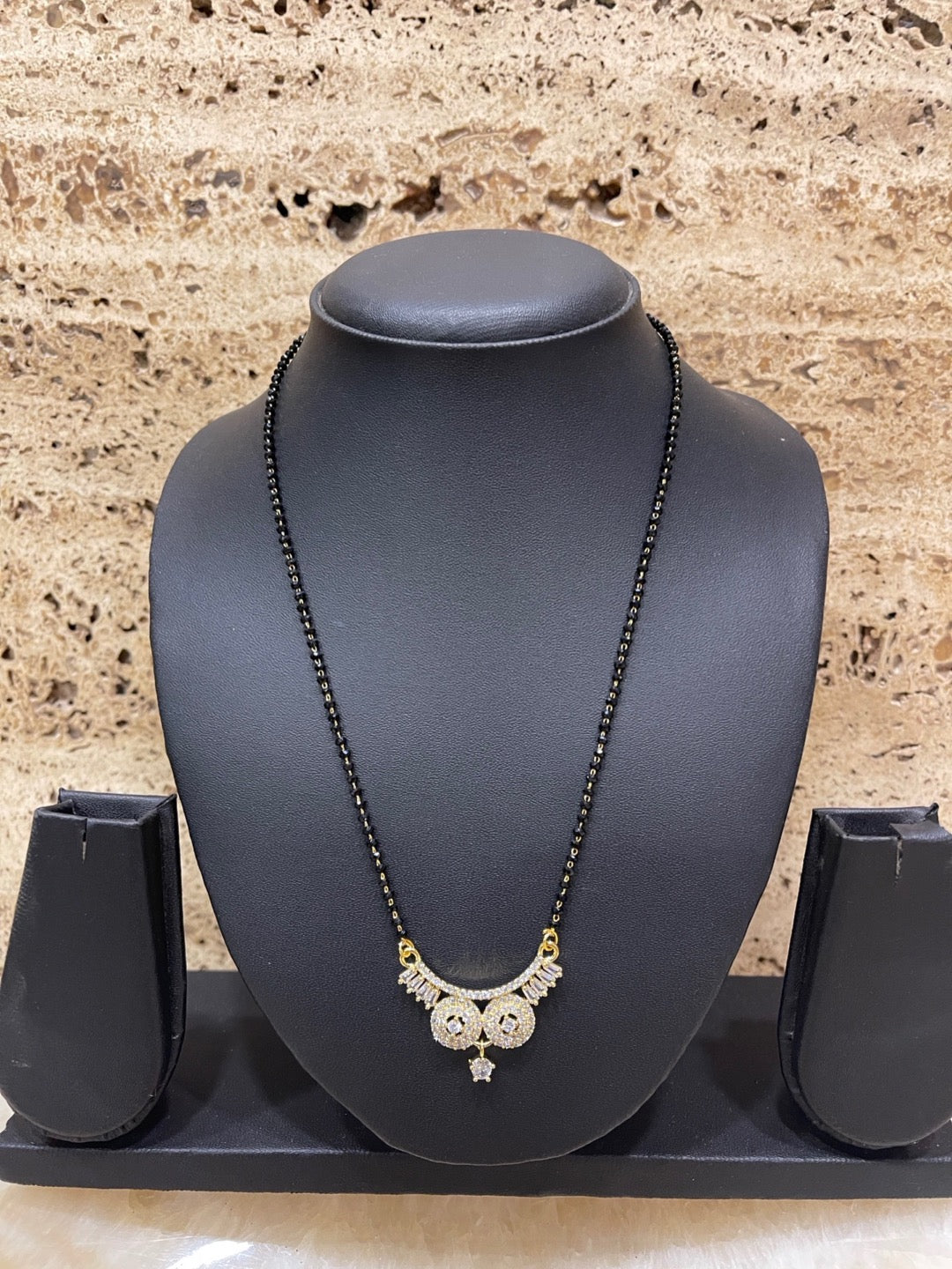 Short Mangalsutra designs