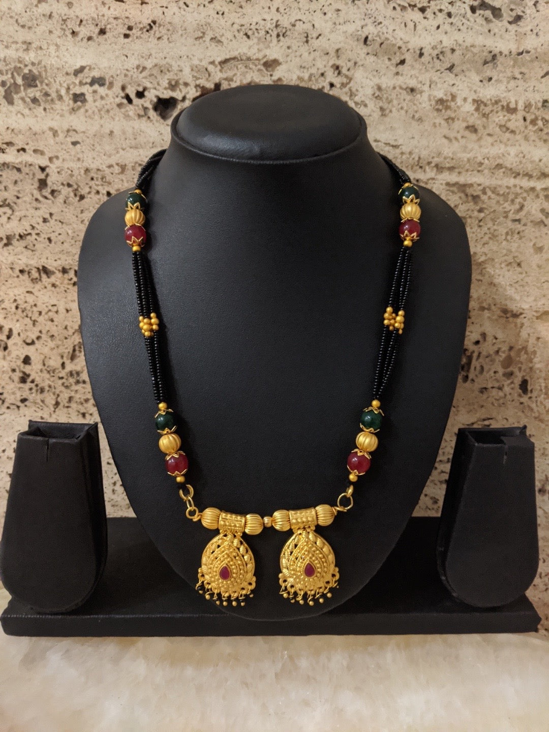 short gold mangalsutra designs latest
