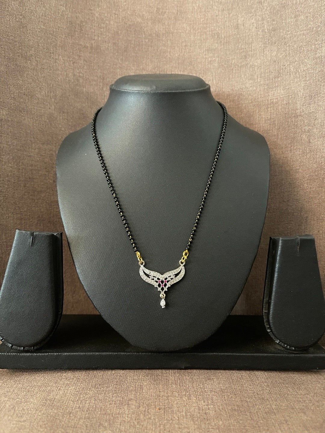 fancy short mangalsutra designs