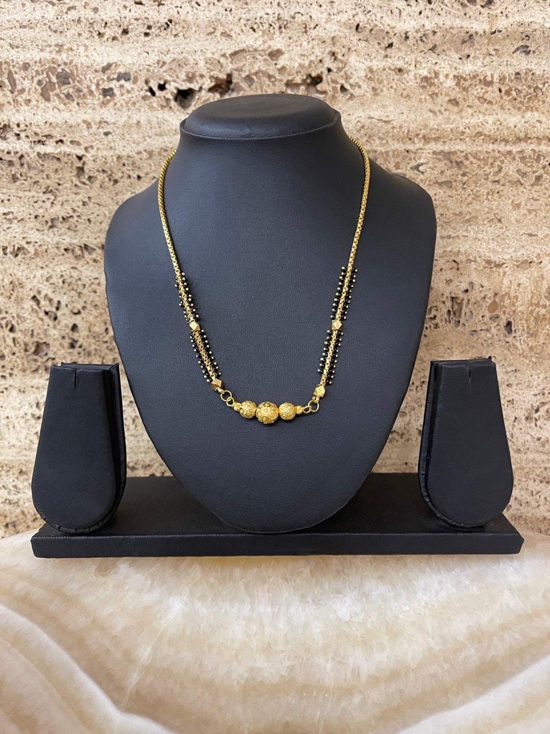 short mangalsutra designs