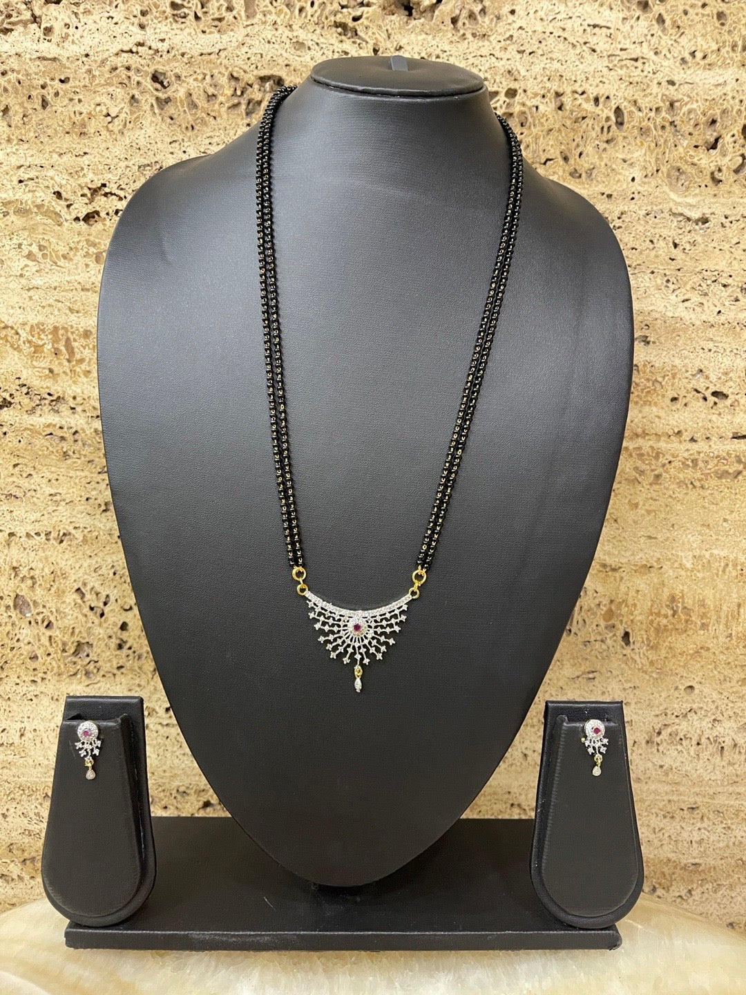 Gold Artificial Long Diamond Mangalsutra With Earrings Simple Trendy Line Black Beads Chain