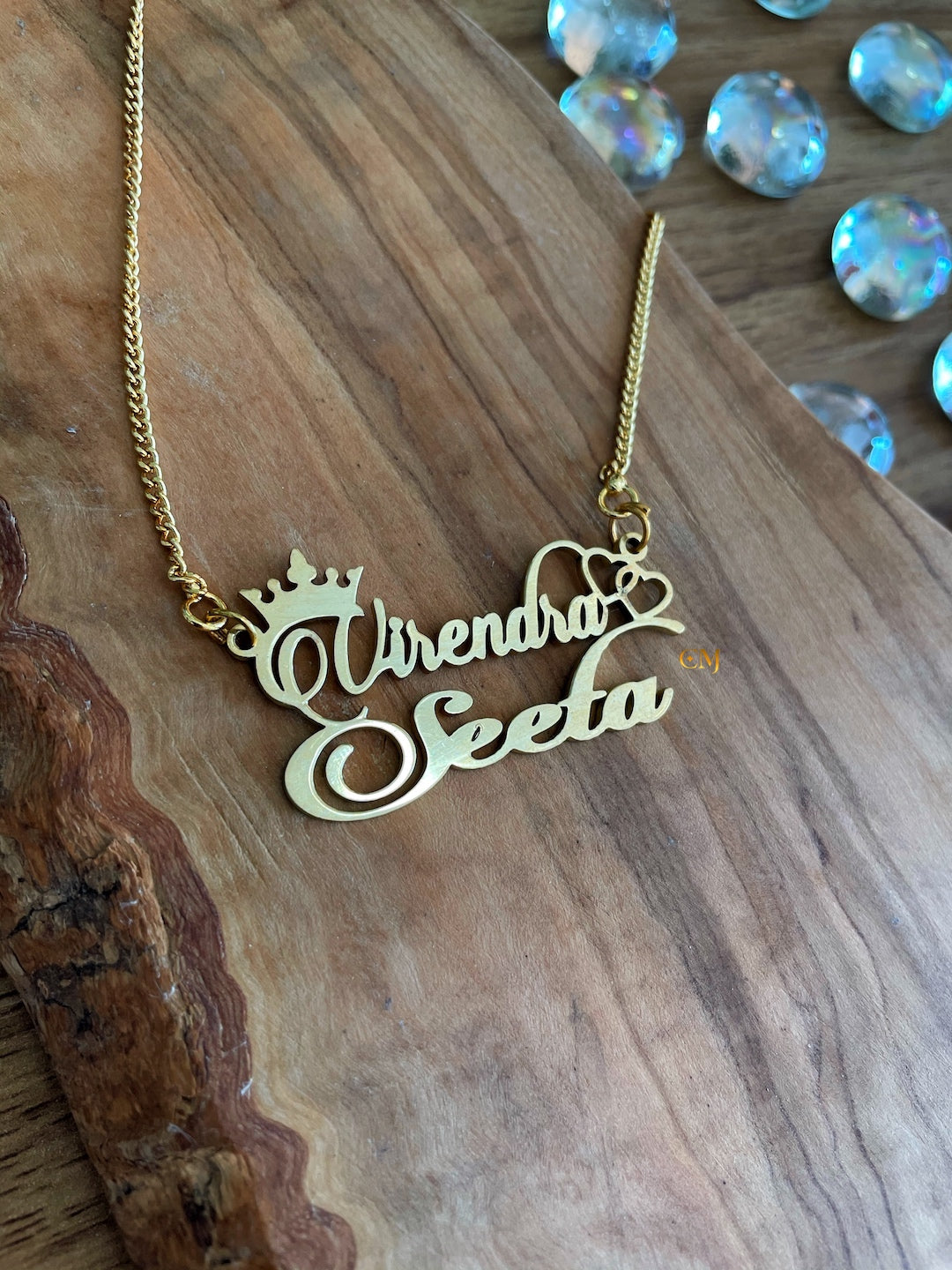 personalized name chains