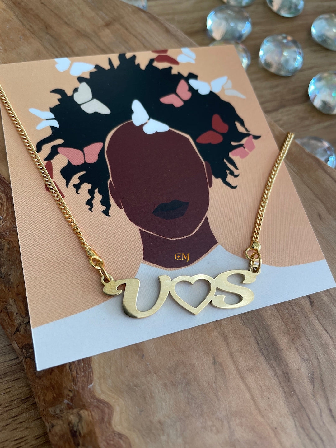 letter pendant necklace