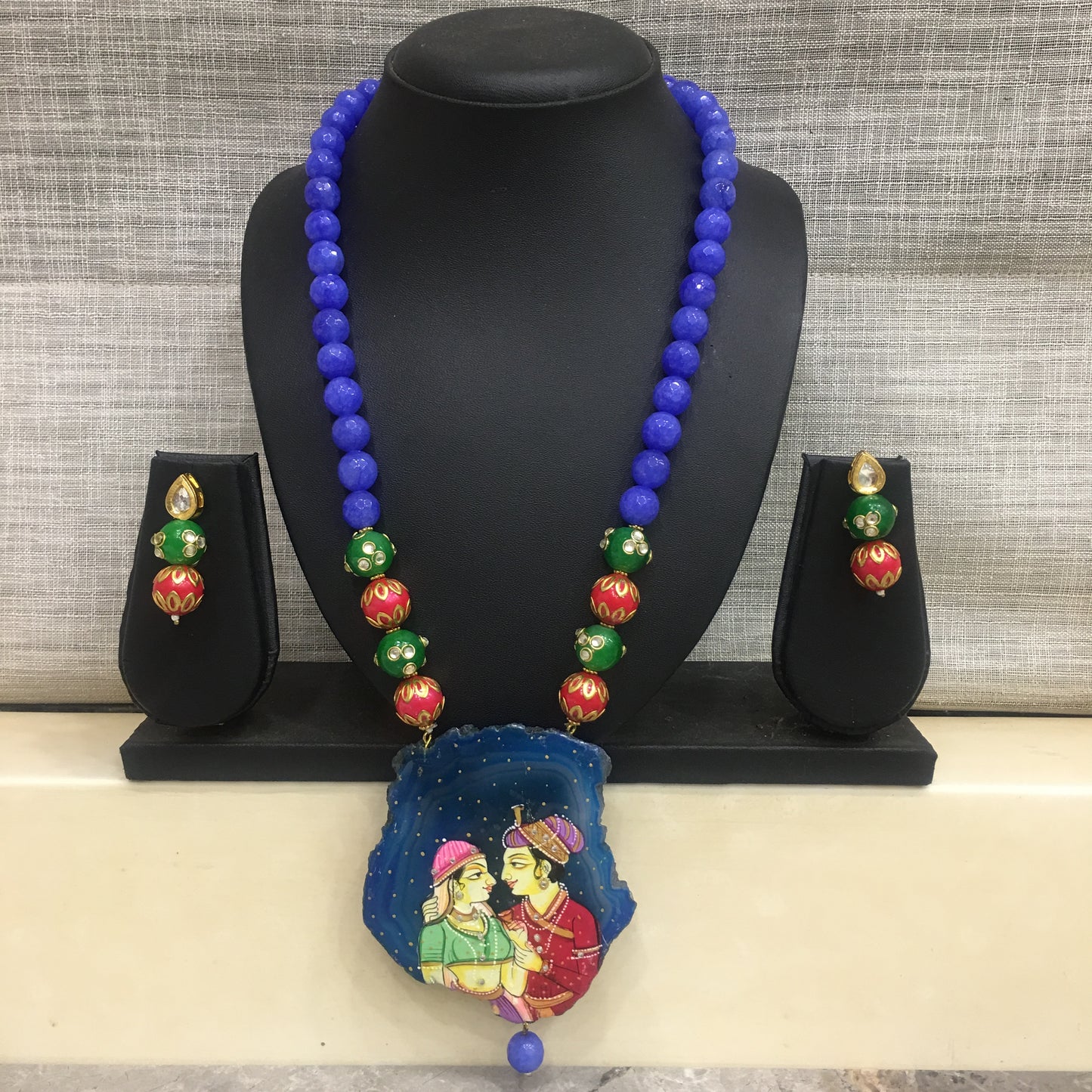 Digital Dress Room Mugal with Hand Painted Pendent With Faceted Beads Necklace Set
