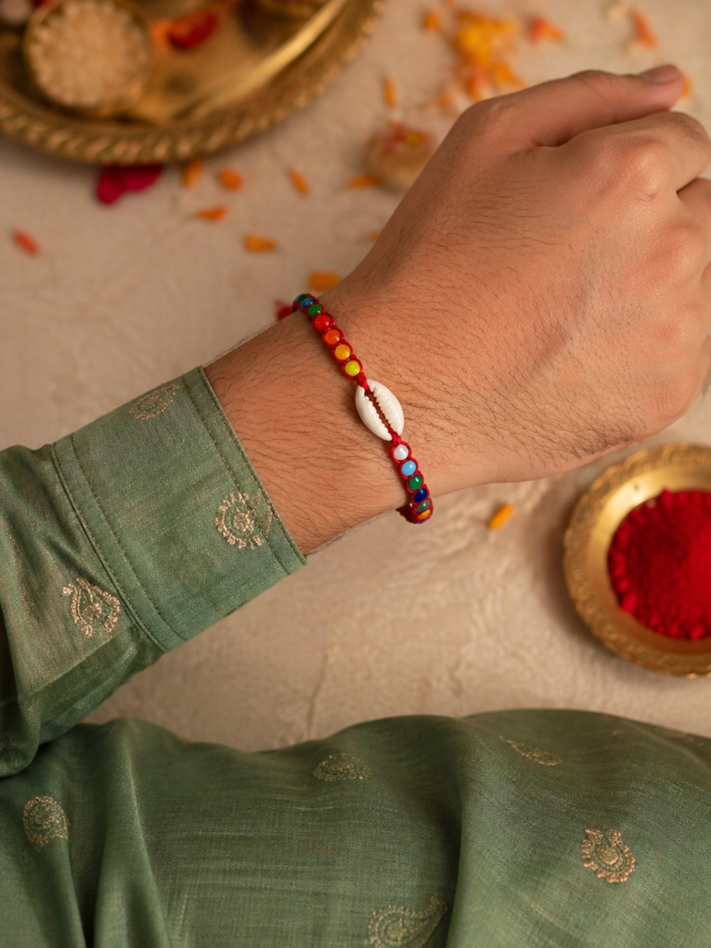 (Set of 2) Floral Tassel Shell Lumba Rakhi Bhaiya Bhabhi Pair