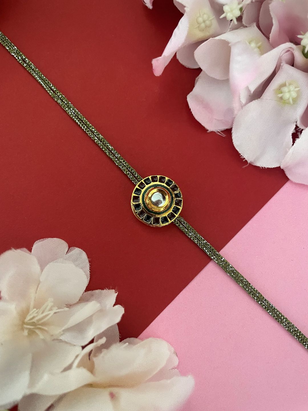 Kundan Round Shape Rakhi Lumba
