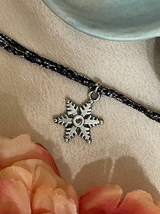 Christmas Snowflake Charm Rakhi Lumba