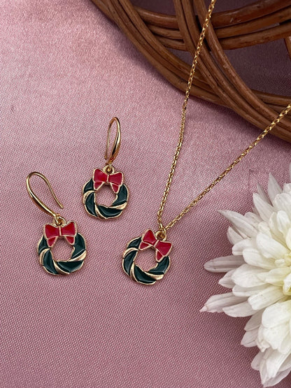Christmas Green Wreath Charm Necklace & Earrings