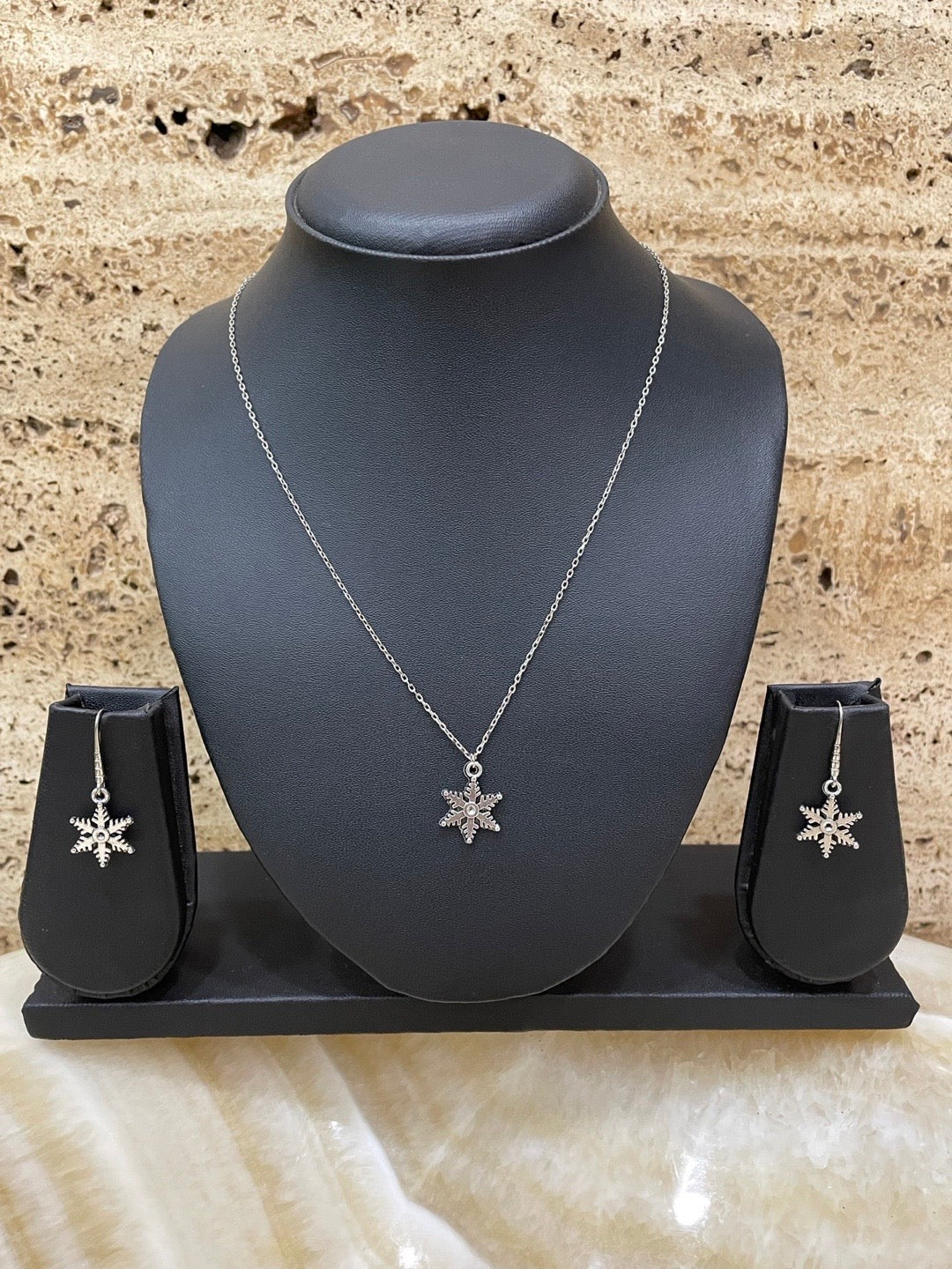 Snowflake Earring And Pendant Set Sale In 14K White Gold | Fascinating  Diamonds
