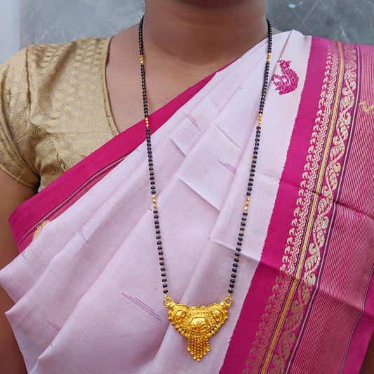 Maharashtrian Long Mangalsutra Designs Traditional Gold Pendant Simple Black Beads Chain