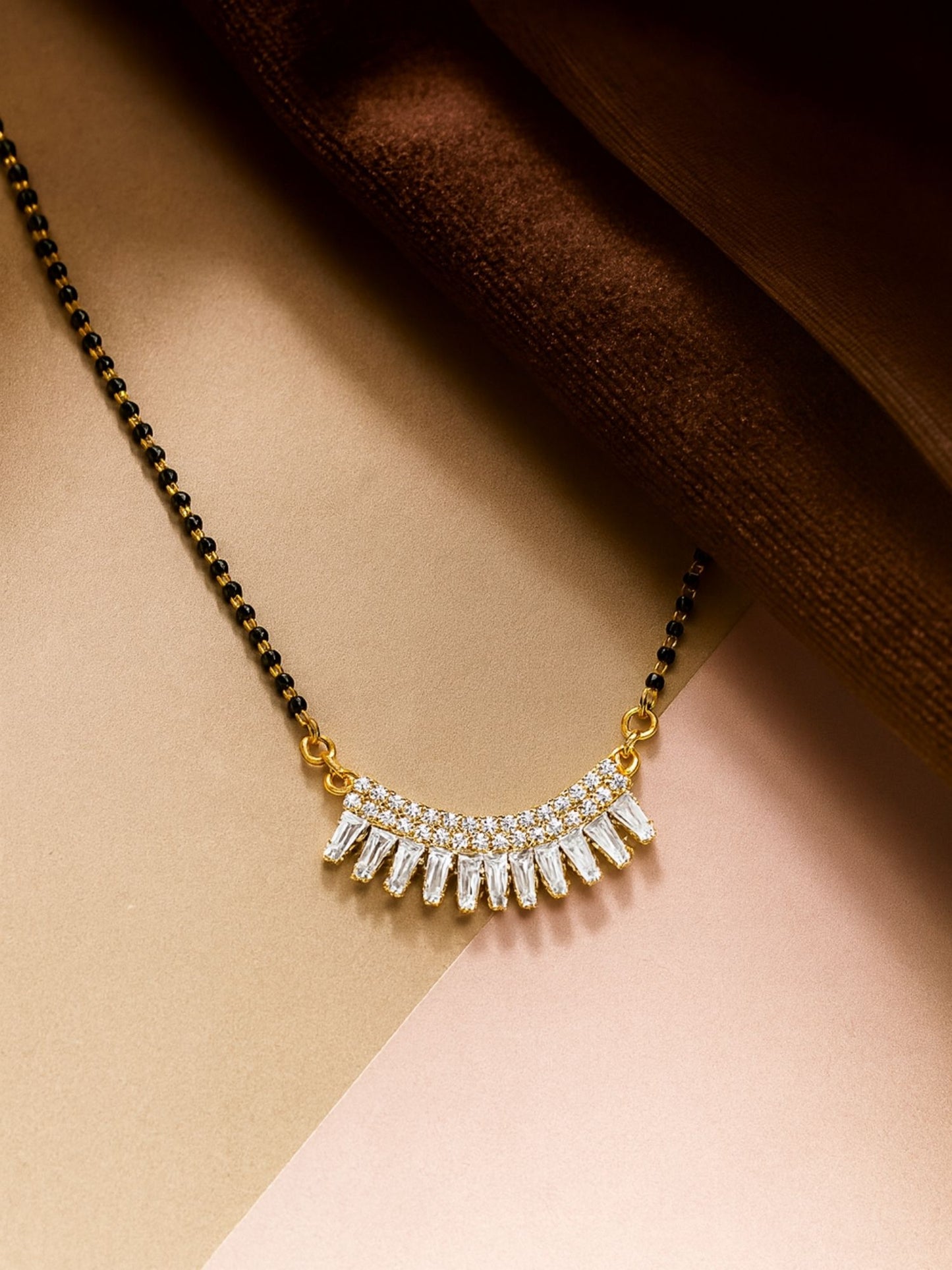 AD Half Round Pendant Short Mangalsutra Design