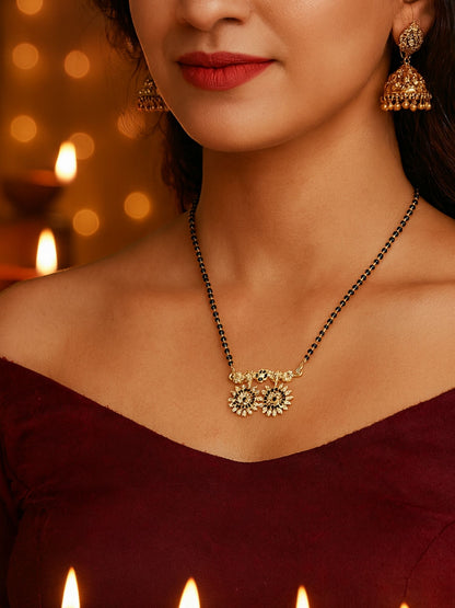 AD Flower Pendant Short Mangalsutra Design